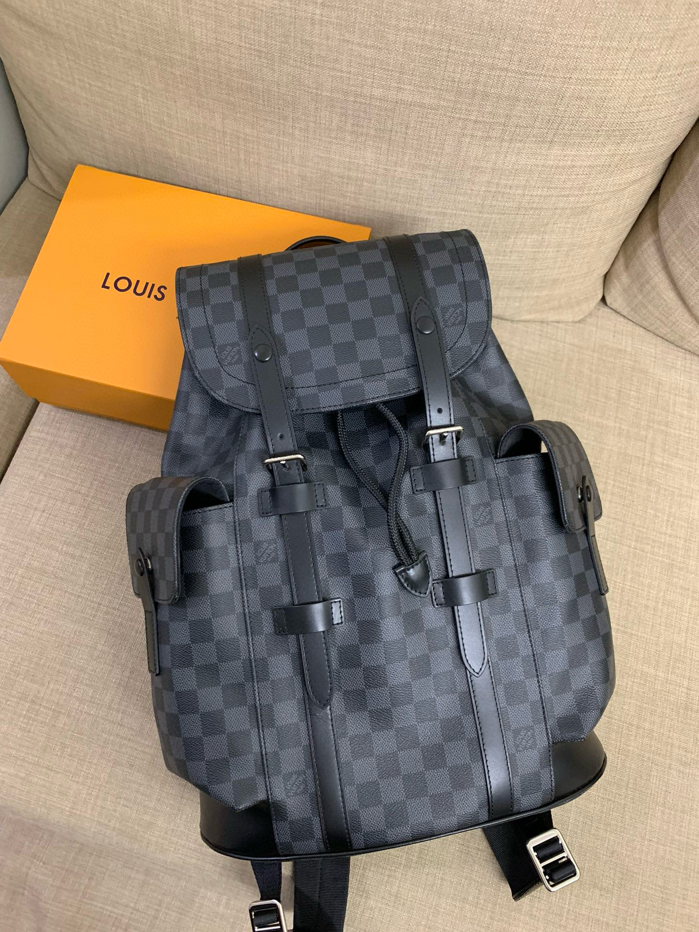 BBCP1004-1.jpg Louis Vuitton Backpack – BBCP1004 - Image 1