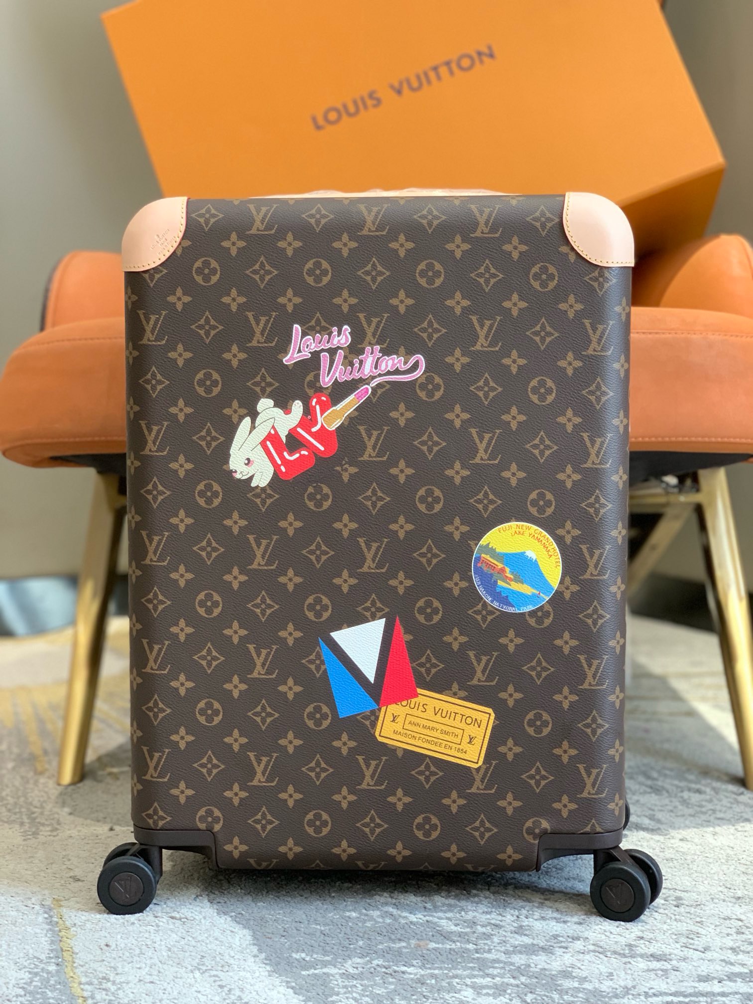 Louis Vuitton Suitcase – BGSC1006