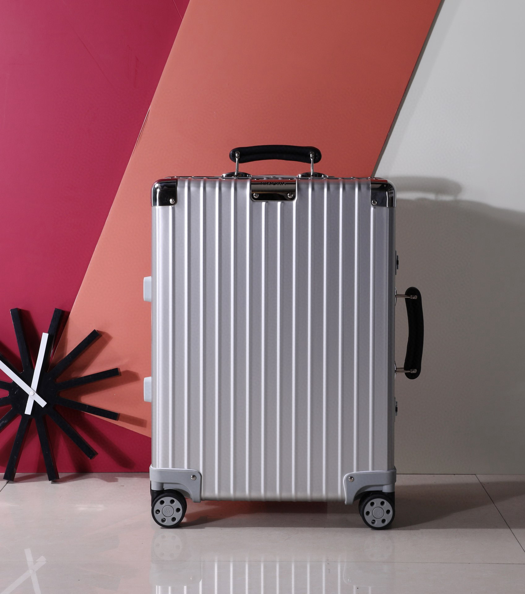 Rimowa Suitcases – BGSC1028