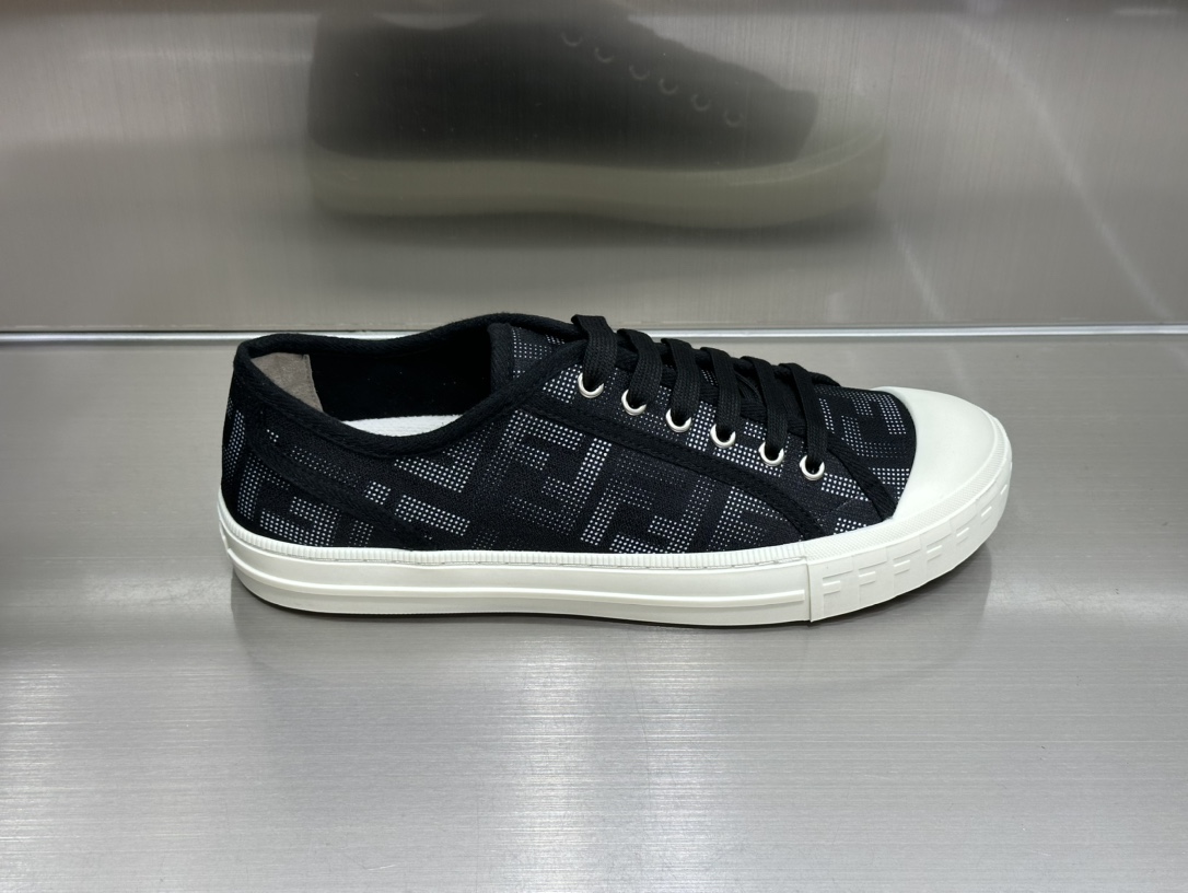 FEND1080-5.jpg Fendi Sneaker – FEND1080 - Image 1