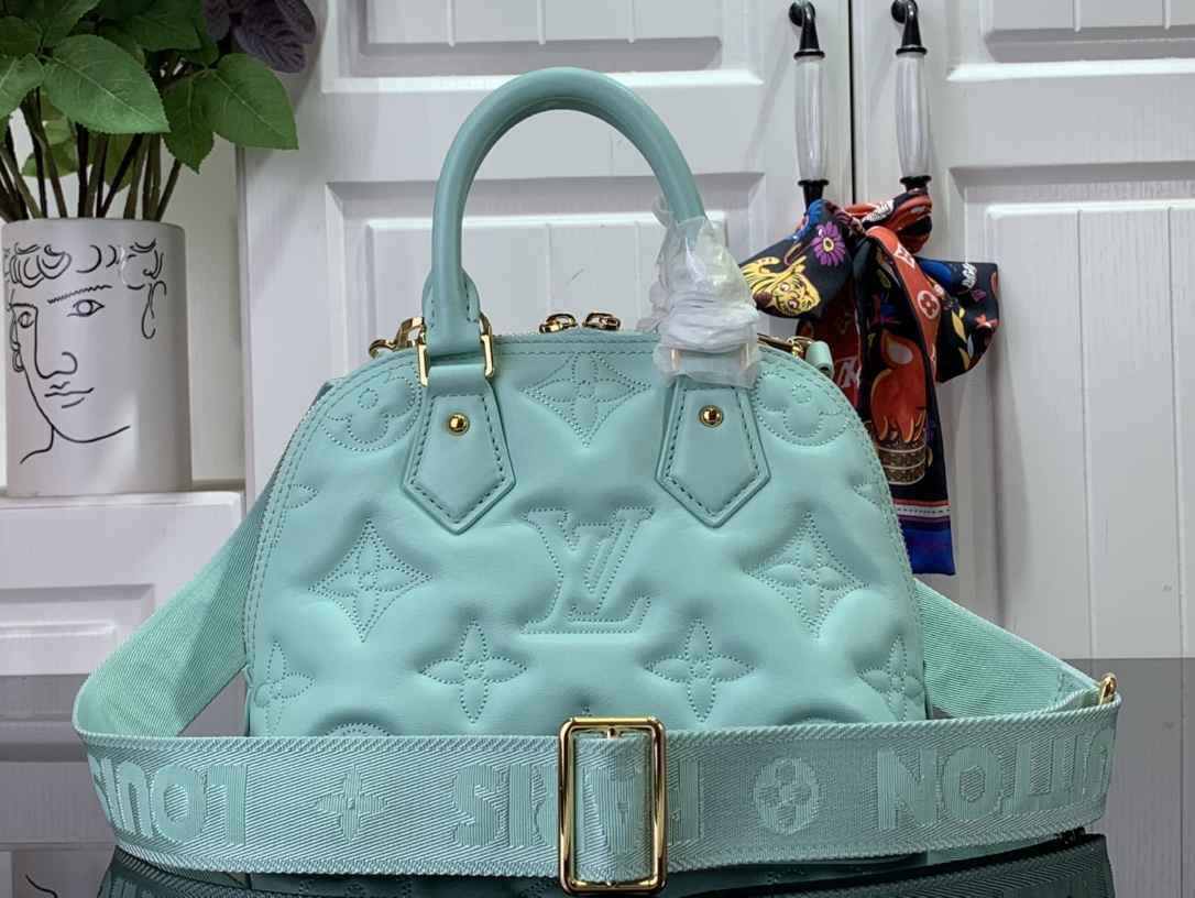 Louis Vuitton Shoulder Bag – LVSH1194