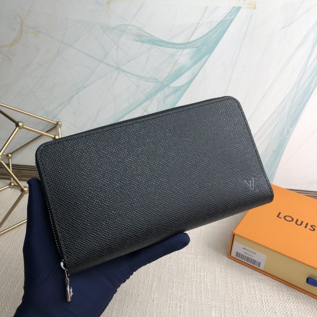 Louis Vuitton Wallet – MWLT1017