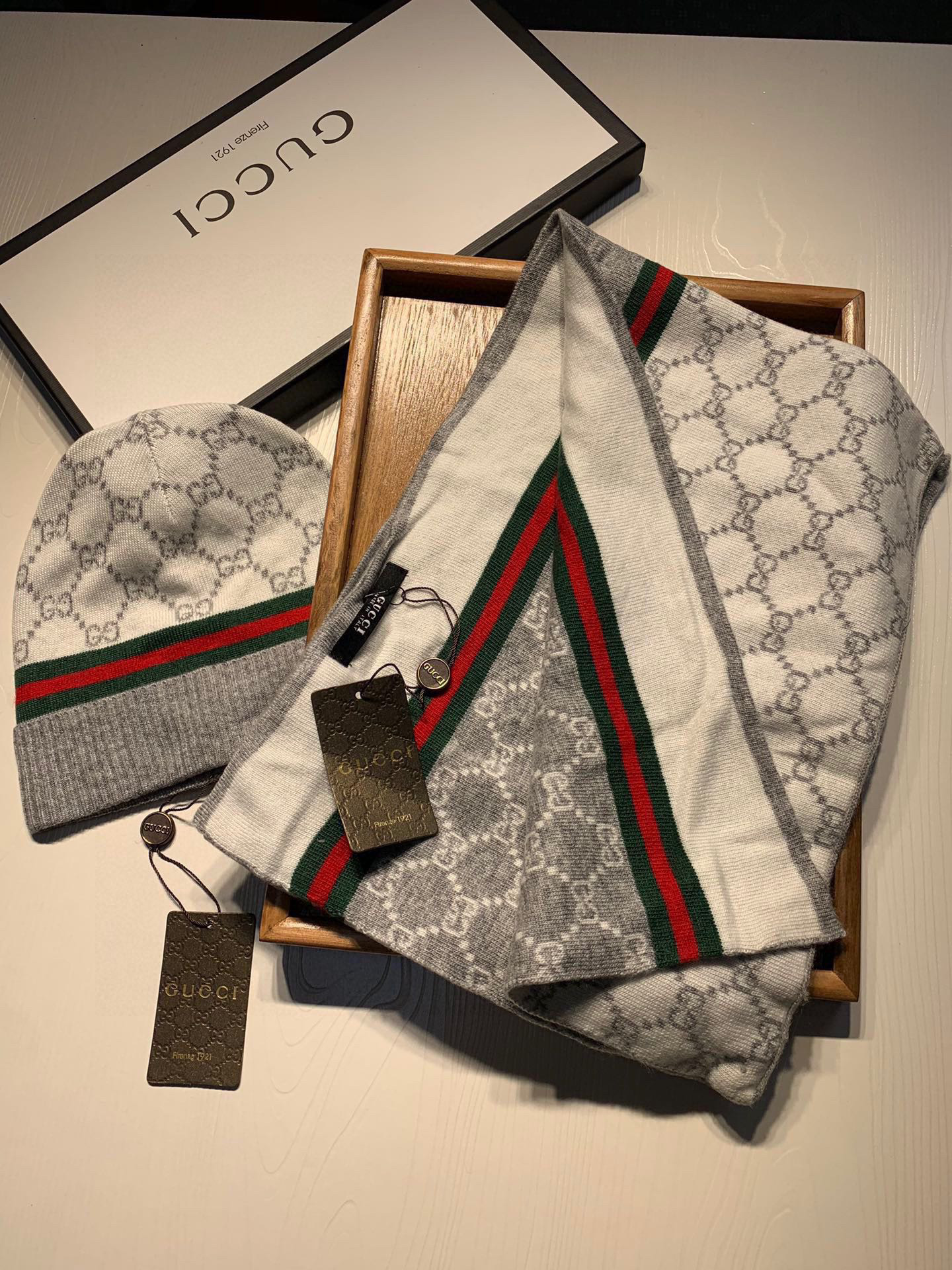 Gucci Scarf & Hat Set – SCHA1019