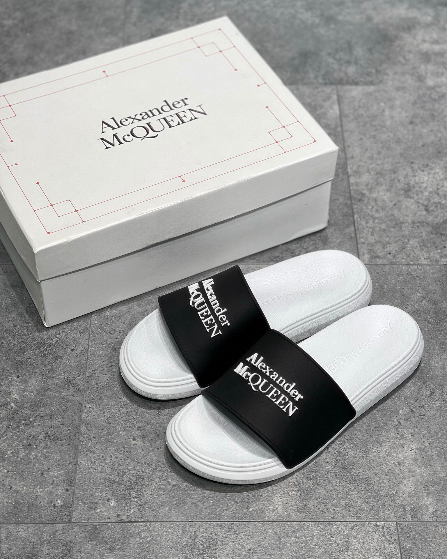 Alexander Mcqueen Slipper – SLPR1075
