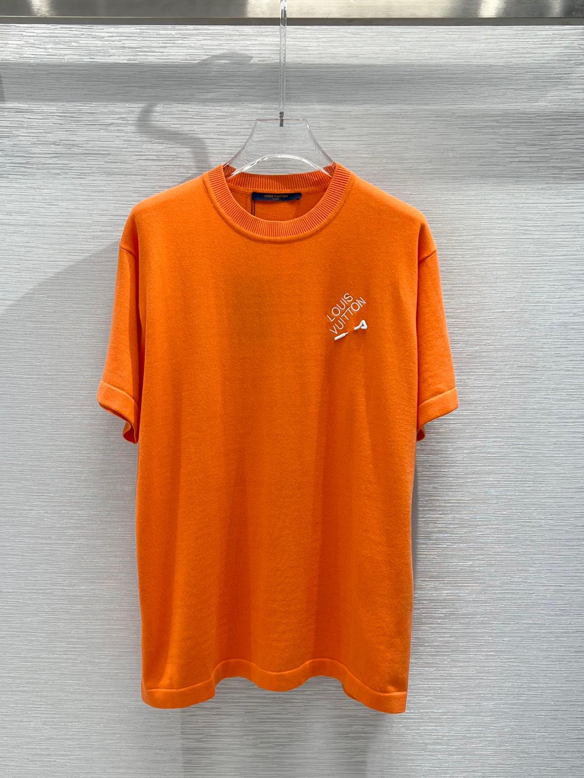 Louis Vuitton T-Shirt – TSHP2176