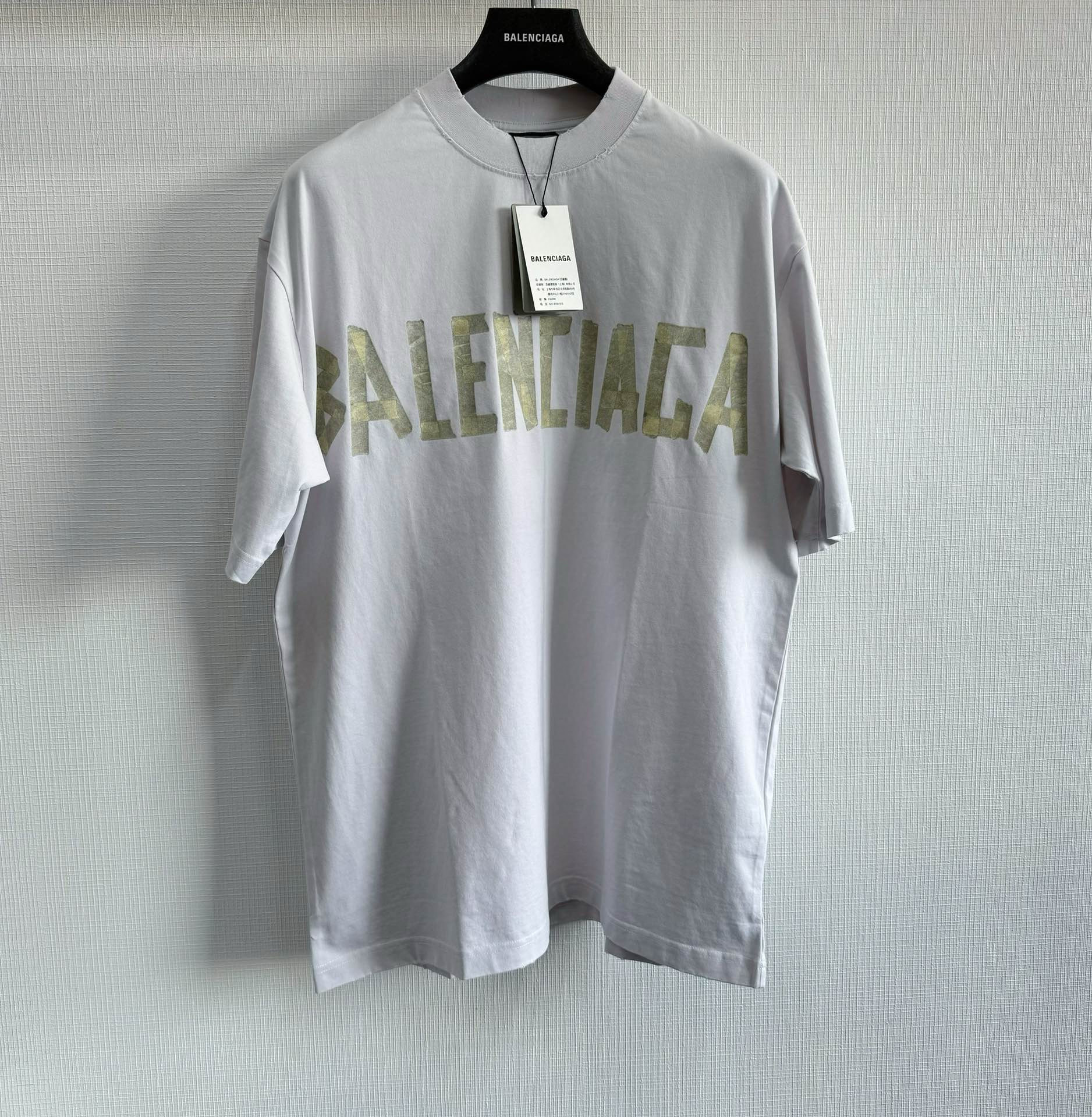 TSHP2404-1.jpg Balenciaga T-Shirt – TSHP2404 - Image 1