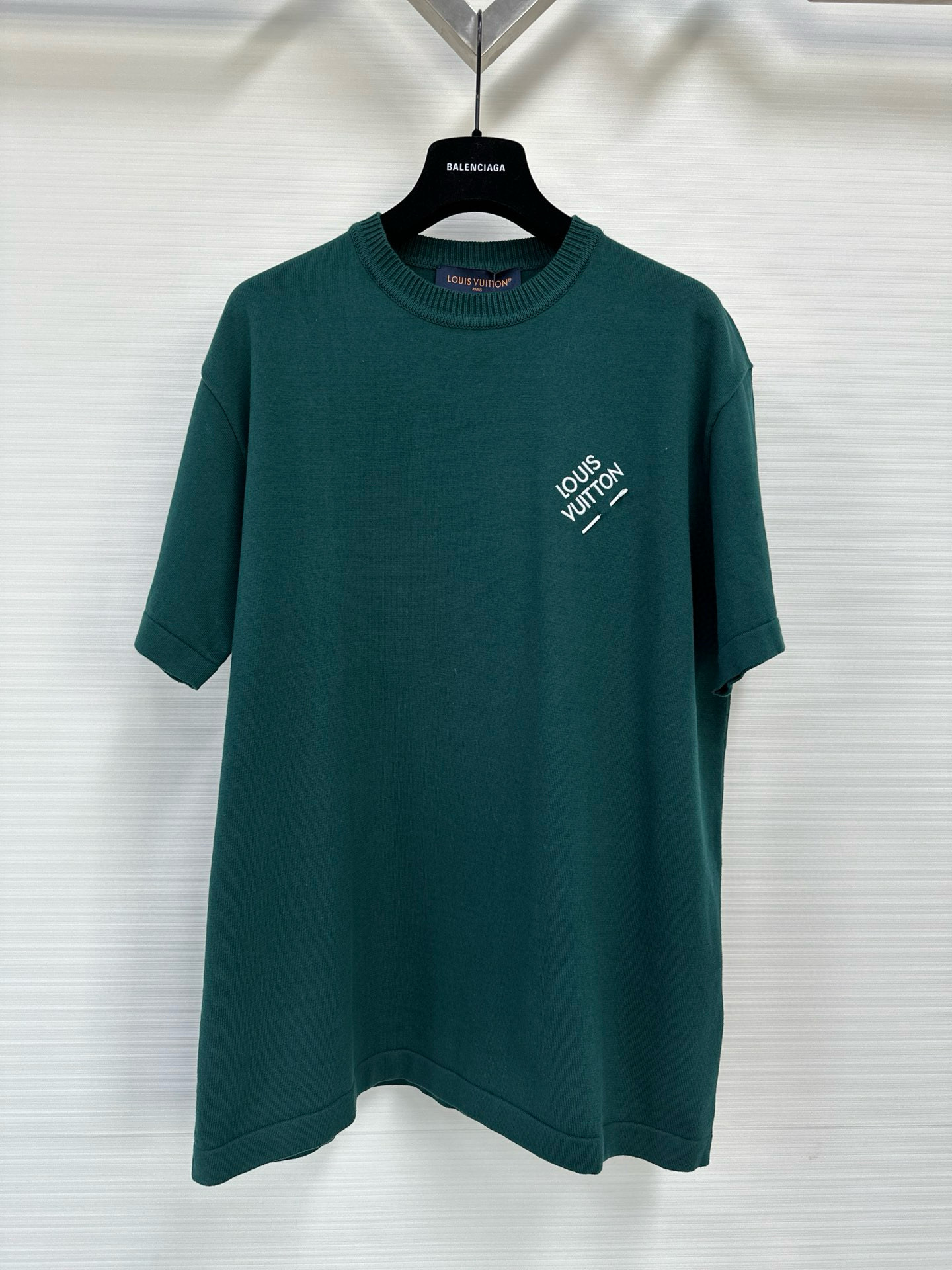 TSHP2454-1.jpg Louis Vuitton T-Shirt – TSHP2454 - Image 1