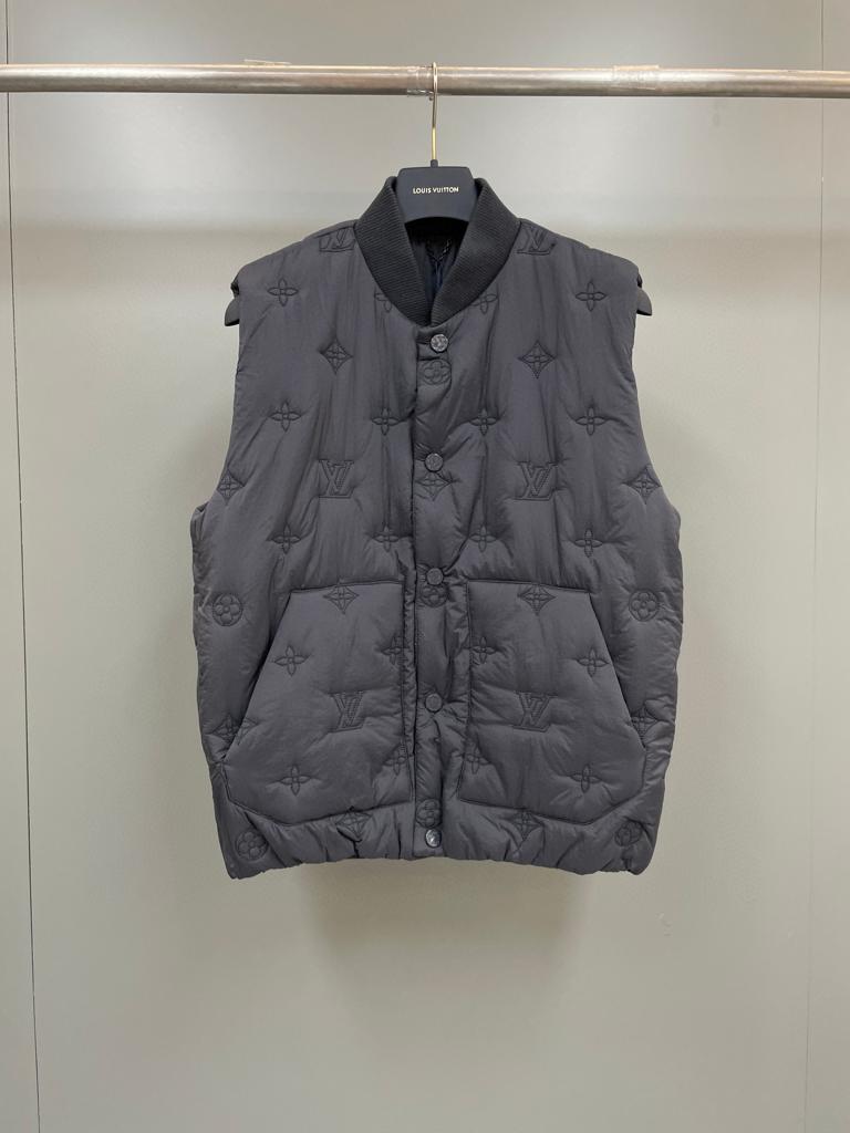Louis Vuitton Vest – VEJK1058