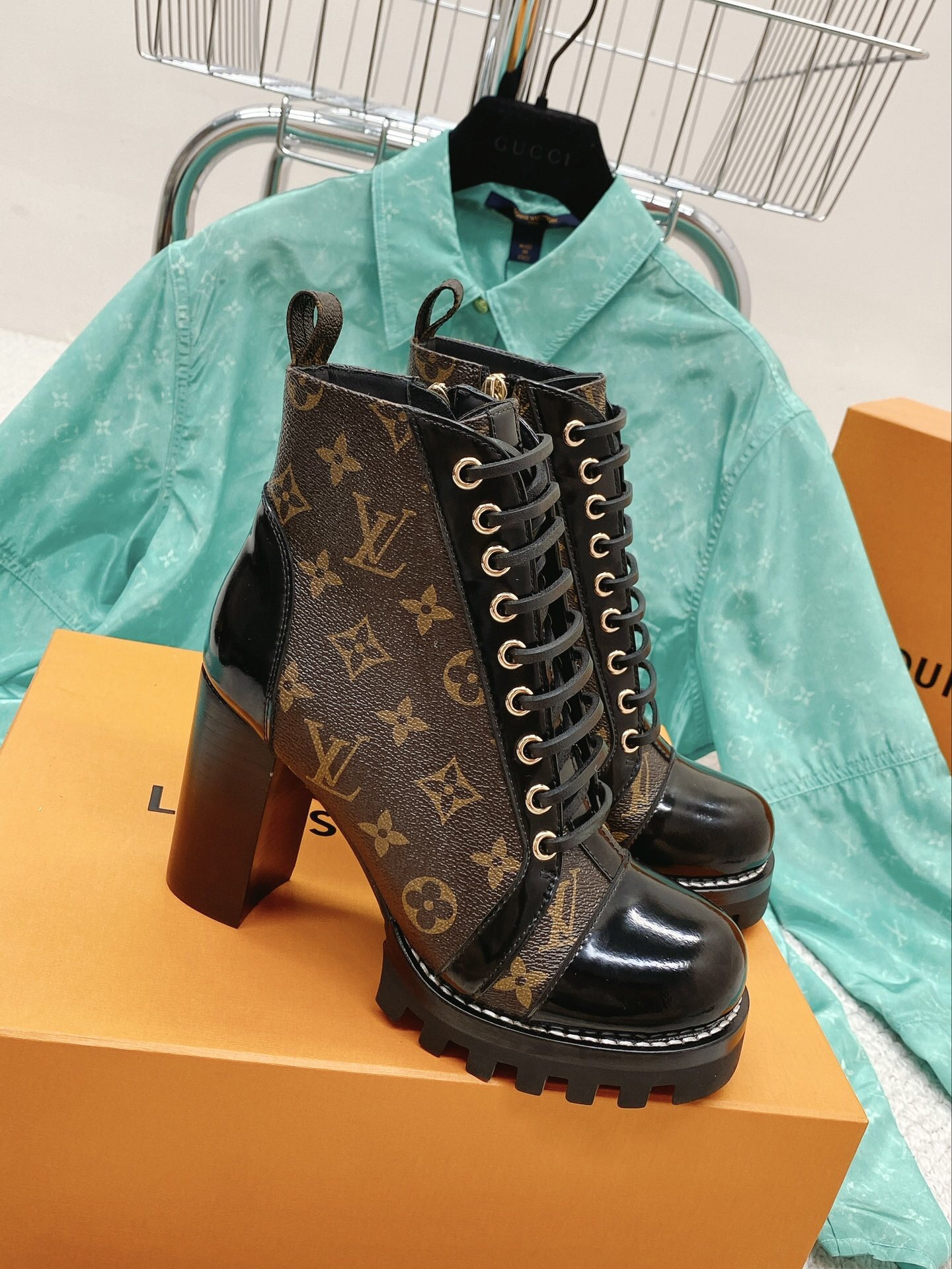 Louis Vuitton Boots – WOLV1012