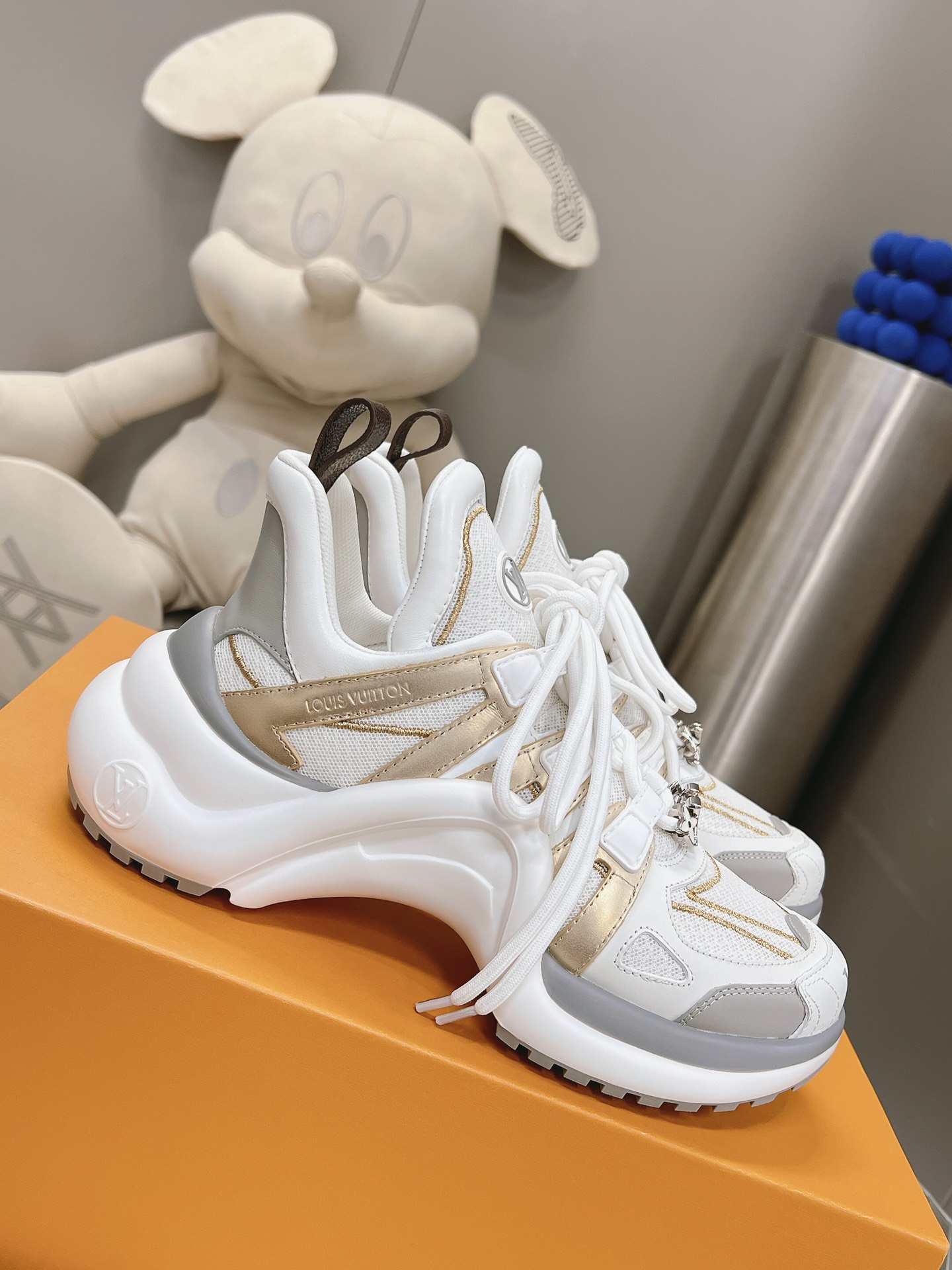WOLV1045-2.jpg Louis Vuitton Sneaker – WOLV1045 – Bild 1