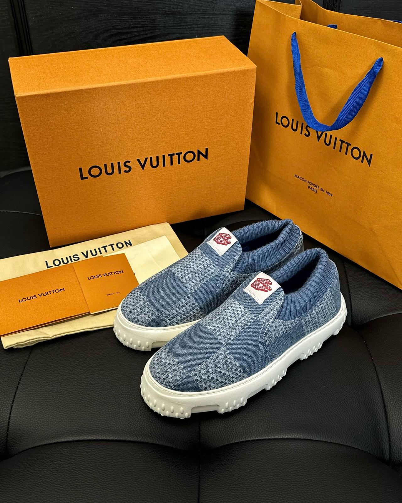 Louis Vuitton Sneaker – LSVT1373