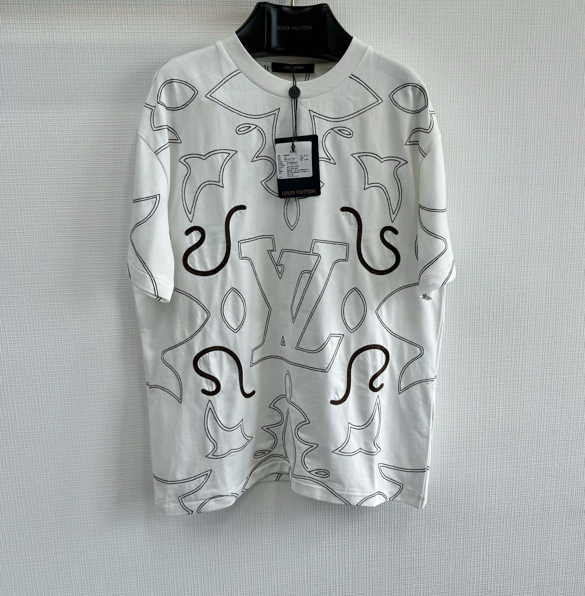 Louis Vuitton T-Shirt – TSHP2970