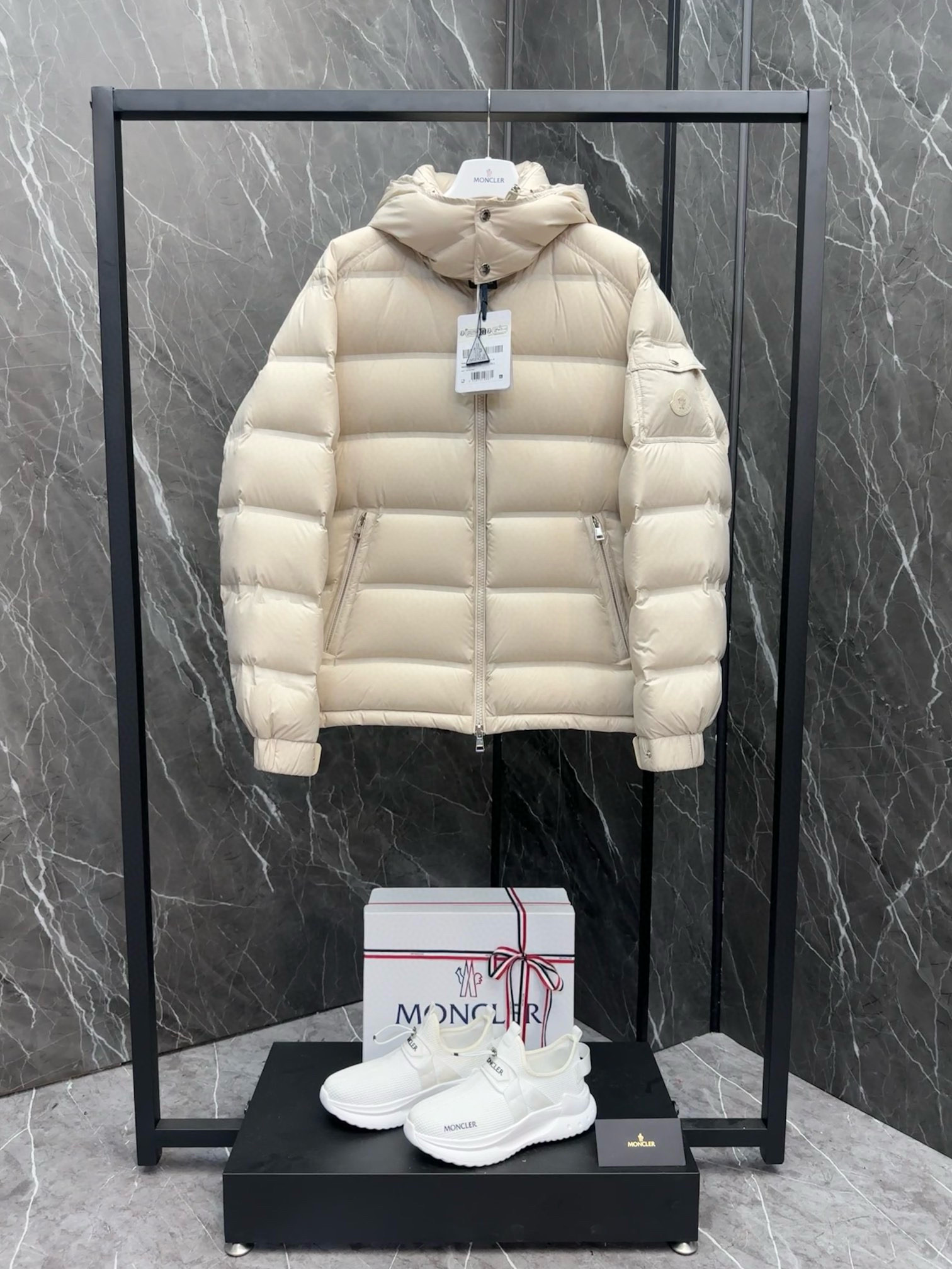 Moncler Jacket – CJKT1725