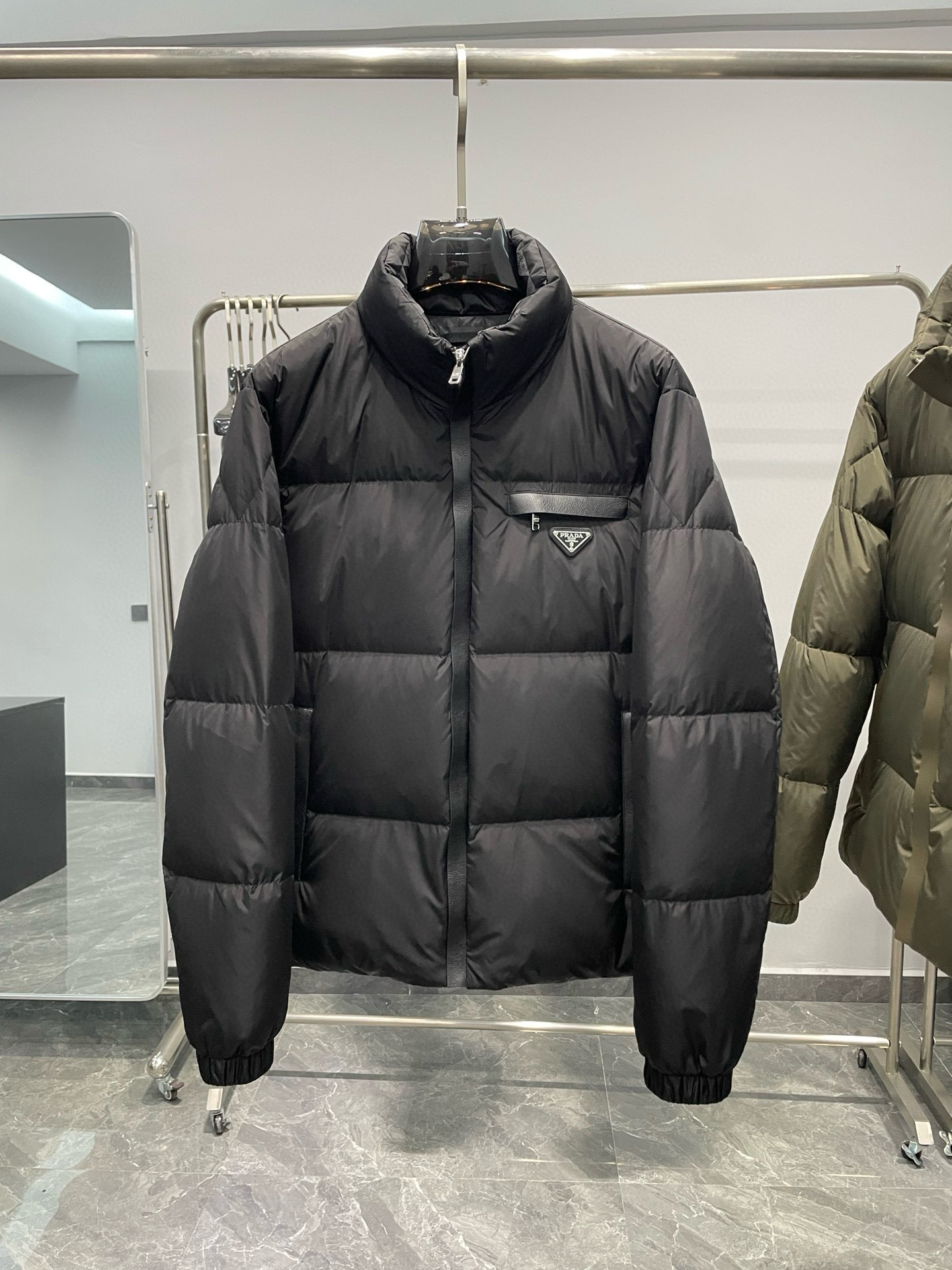 CJKT1762-1.jpg Prada Jacket – CJKT1762 – Bild 1