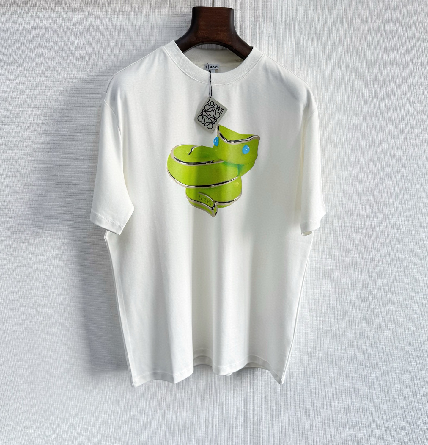 TSHP3033-1.jpg Loewe T-Shirt – TSHP3033 – Bild 1