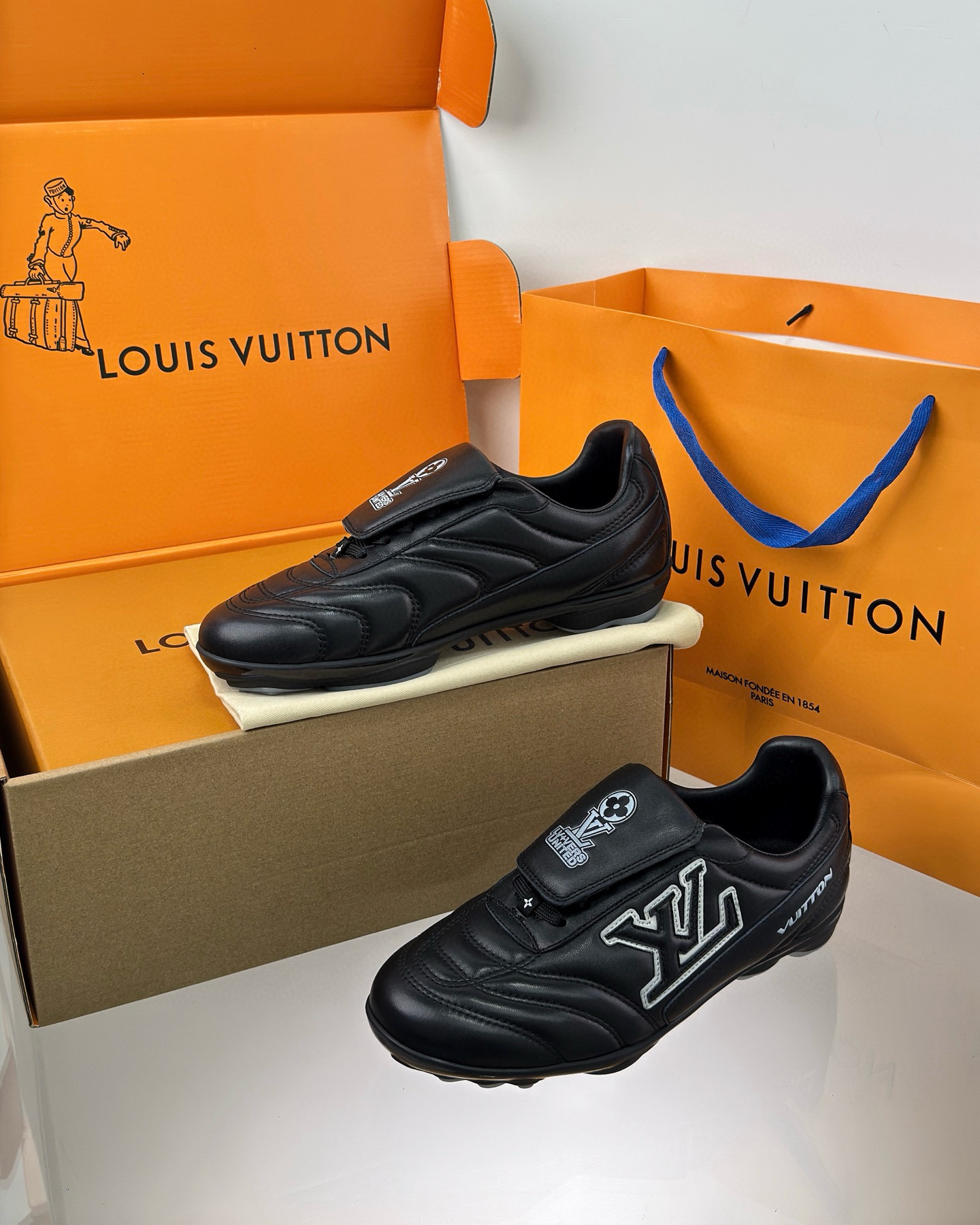 Louis Vuitton Soccer – LSVT1457
