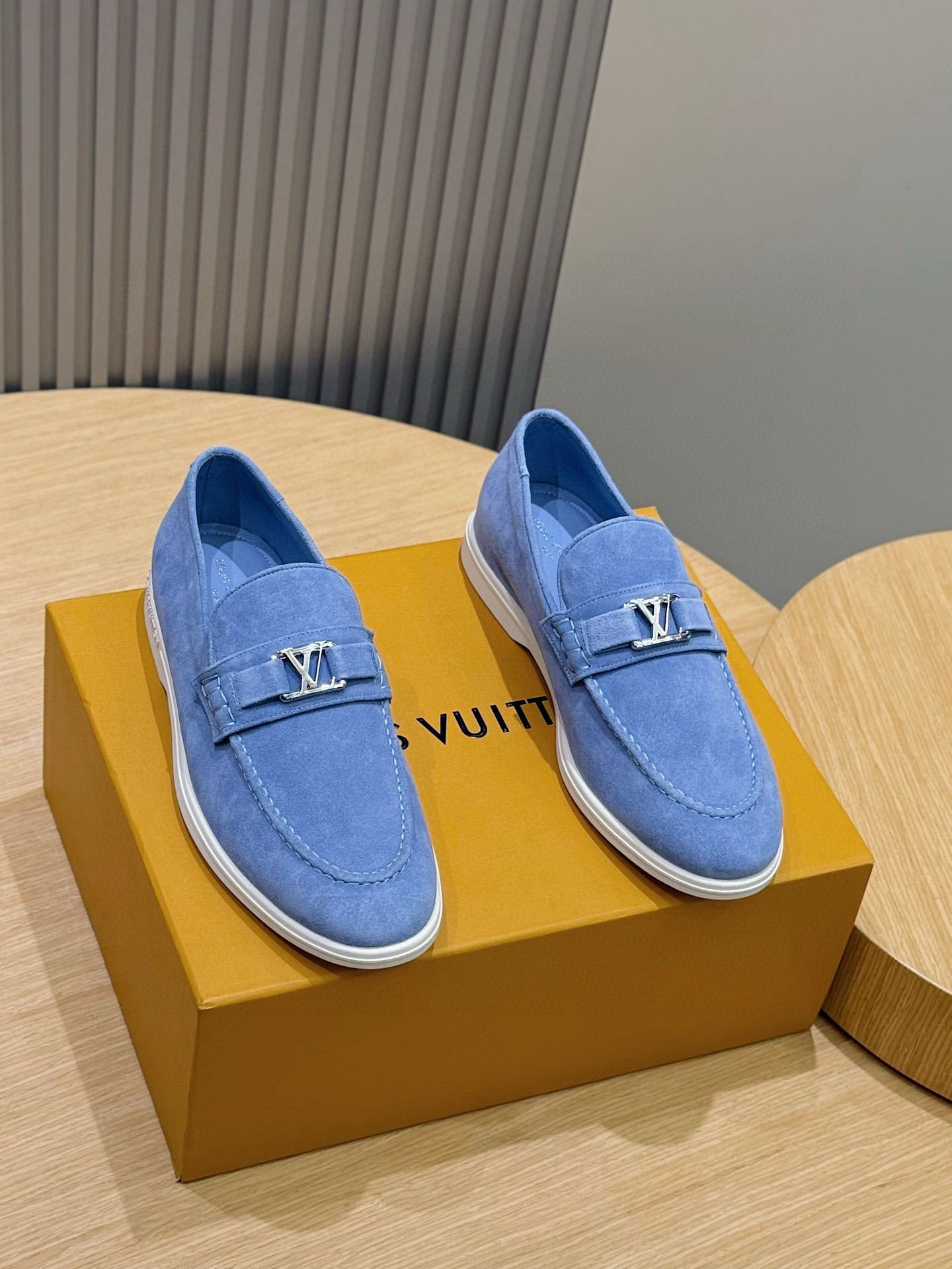 Louis Vuitton Loafer – LSVT1472