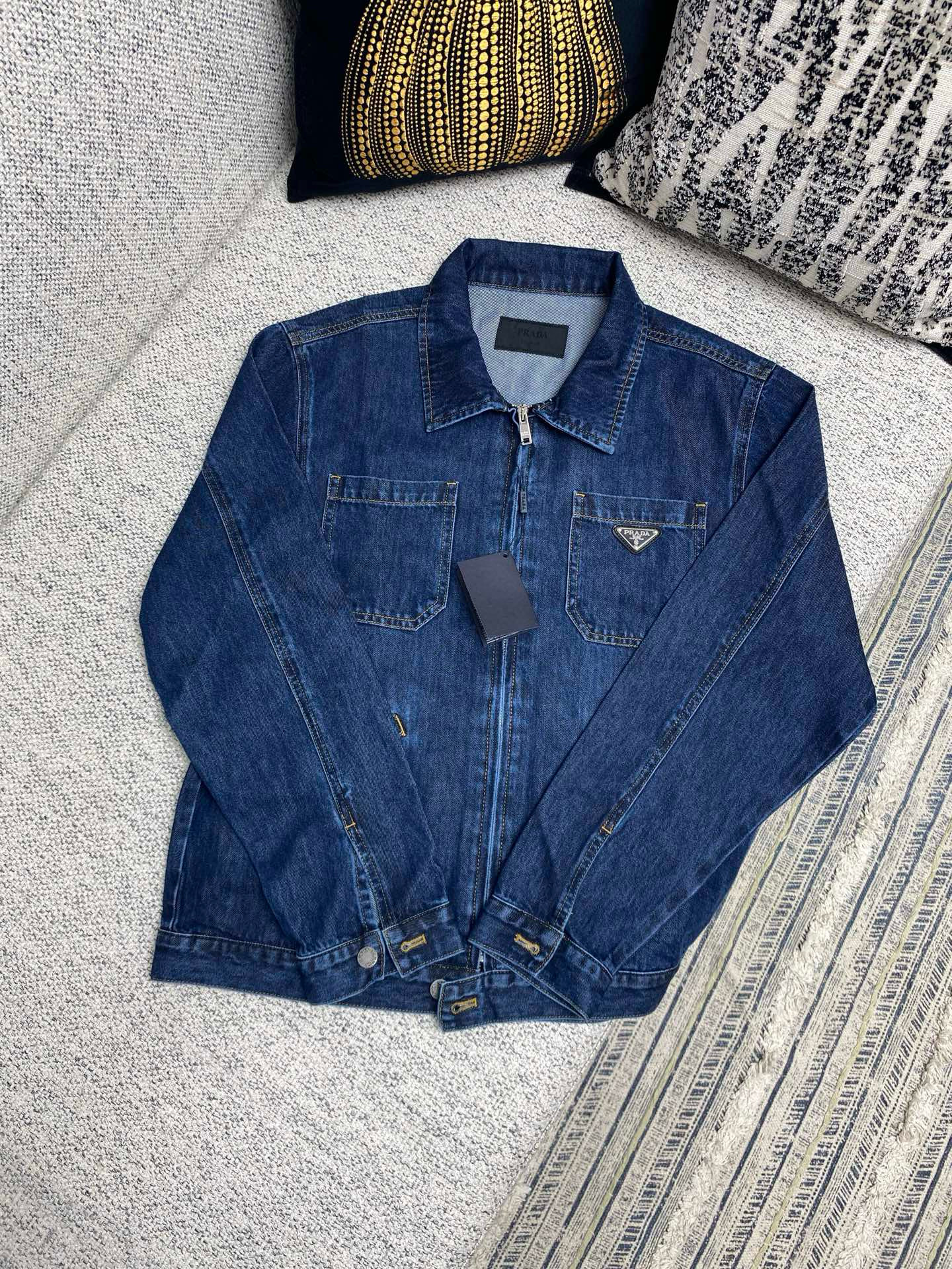 SHTR1567-1.jpg Prada Denim Jacket – VEJK1143 – Bild 1