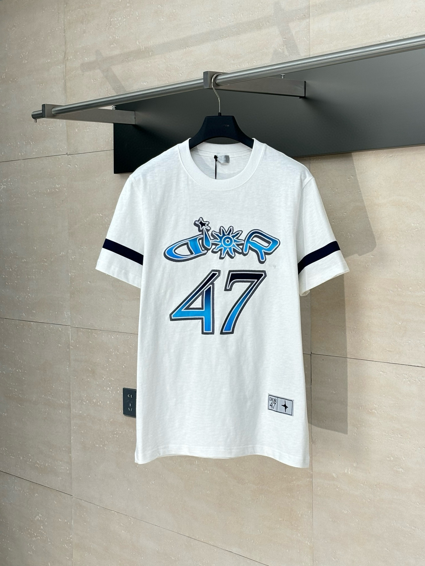 TSHP3439-1.jpg Dior T-Shirt – TSHP3439 - Image 1