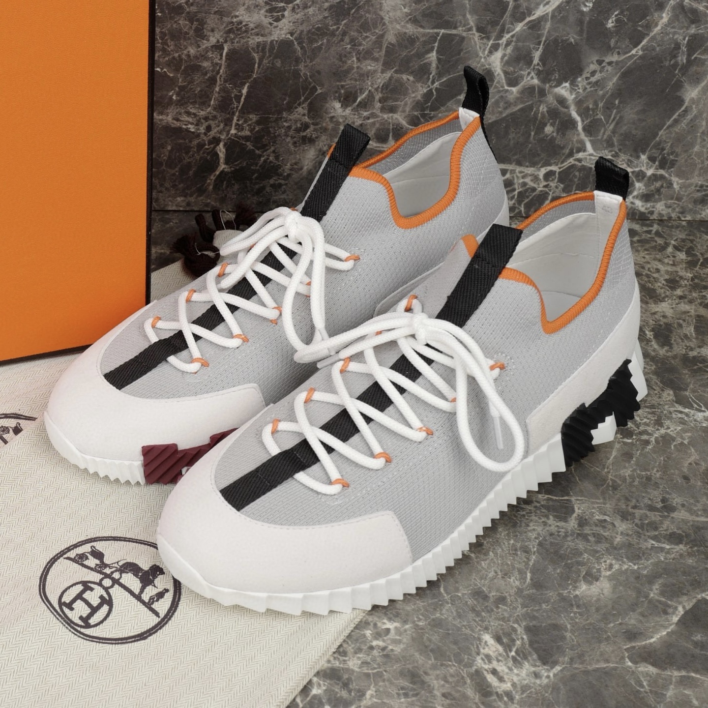 HRMS1073-1.jpg Hermes Sneaker – HRMS1073 – Bild 1