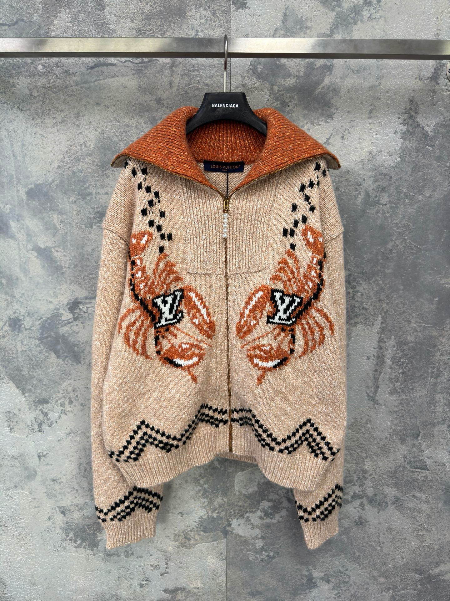 Louis Vuitton Zip Sweater – SWHO2625