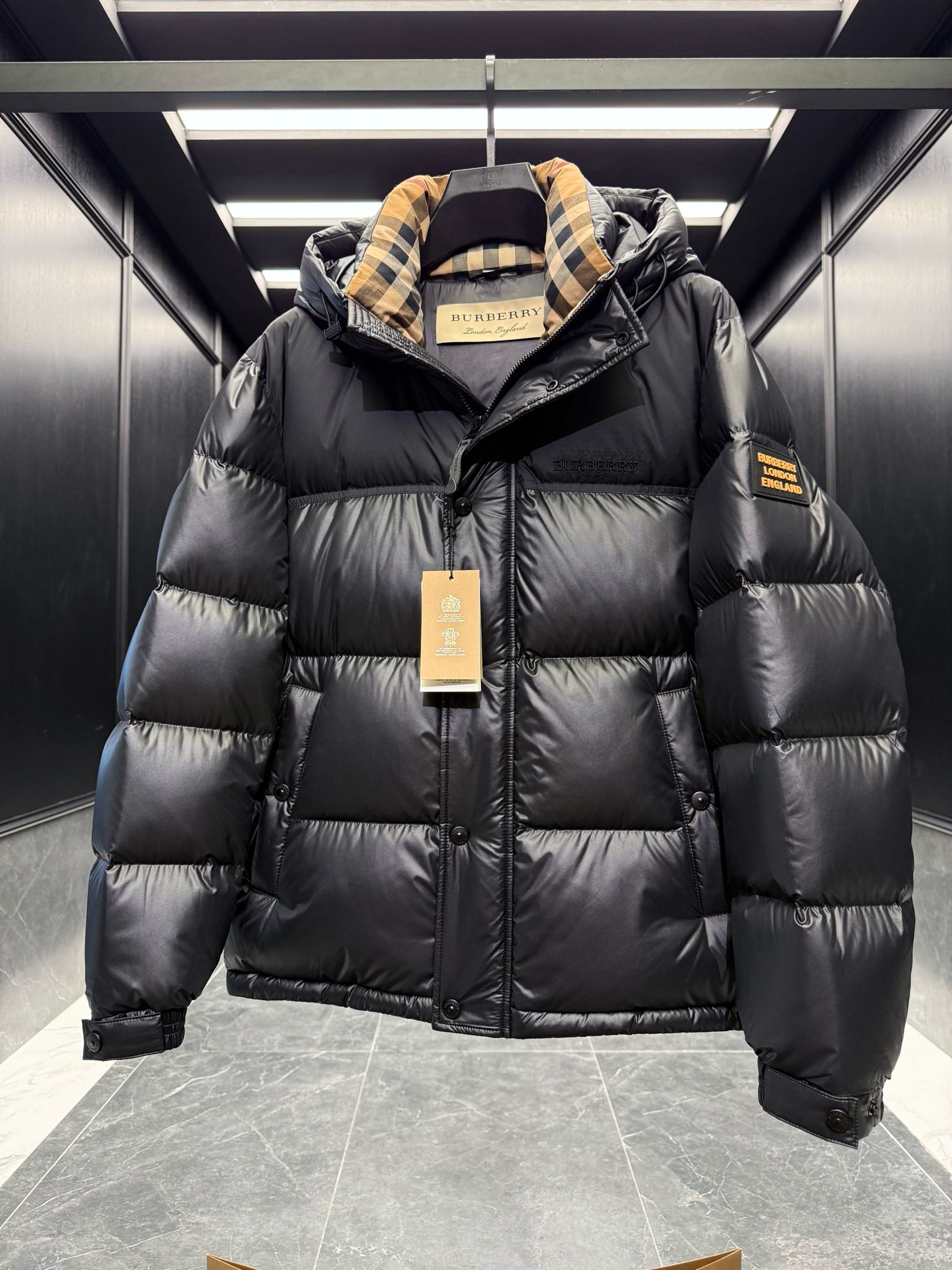 Burberry Jacket – CJKT1884