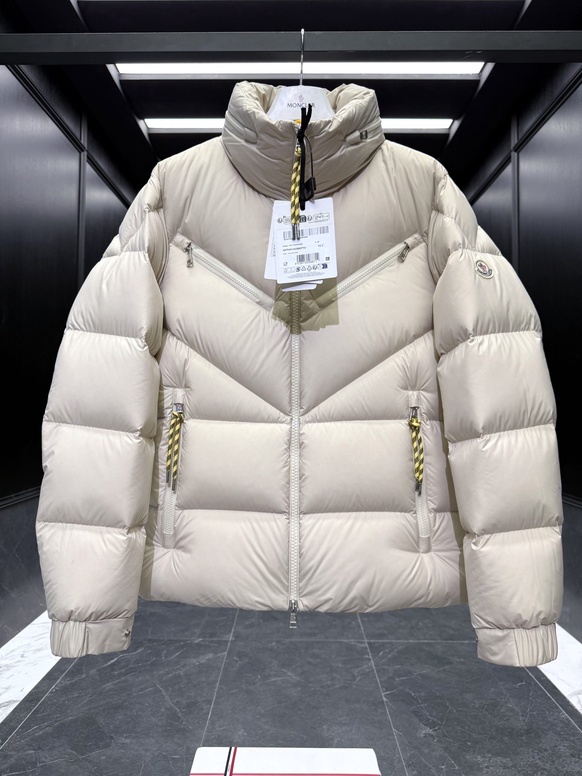 Moncler Jacket – CJKT1920