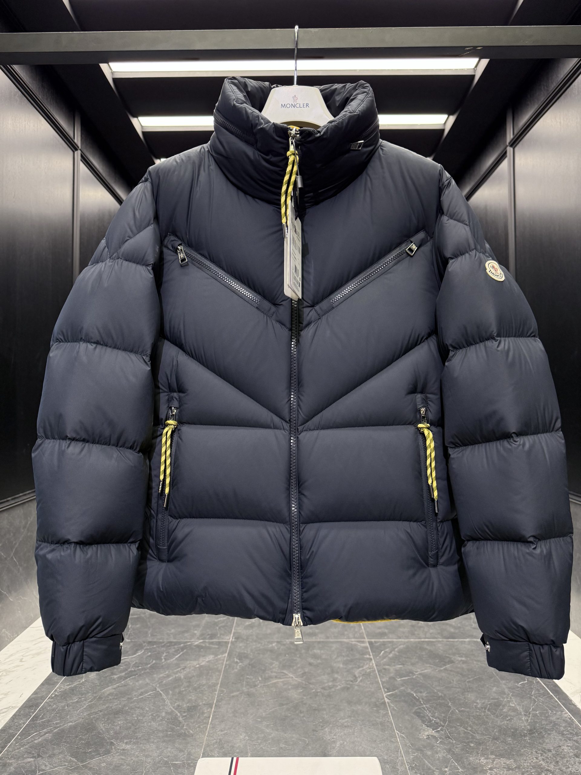 Moncler Jacket – CJKT1921