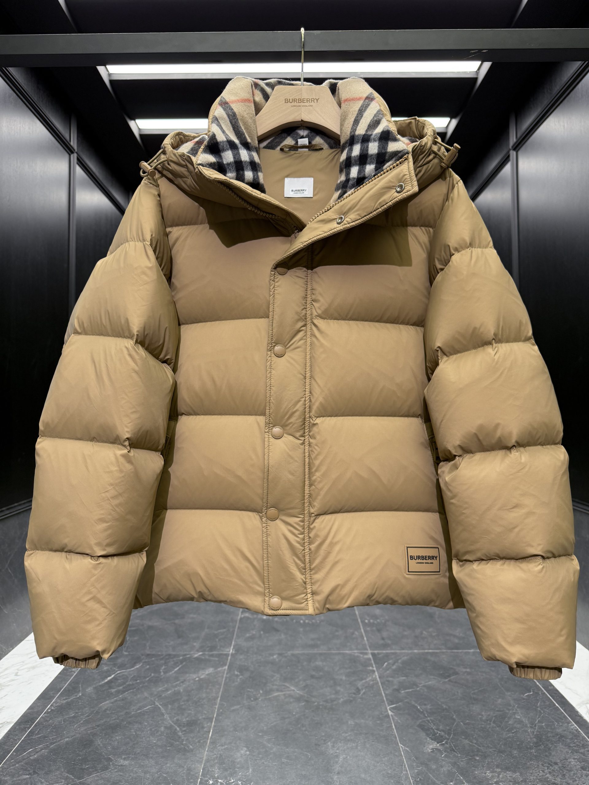 Burberry Jacket – CJKT1945
