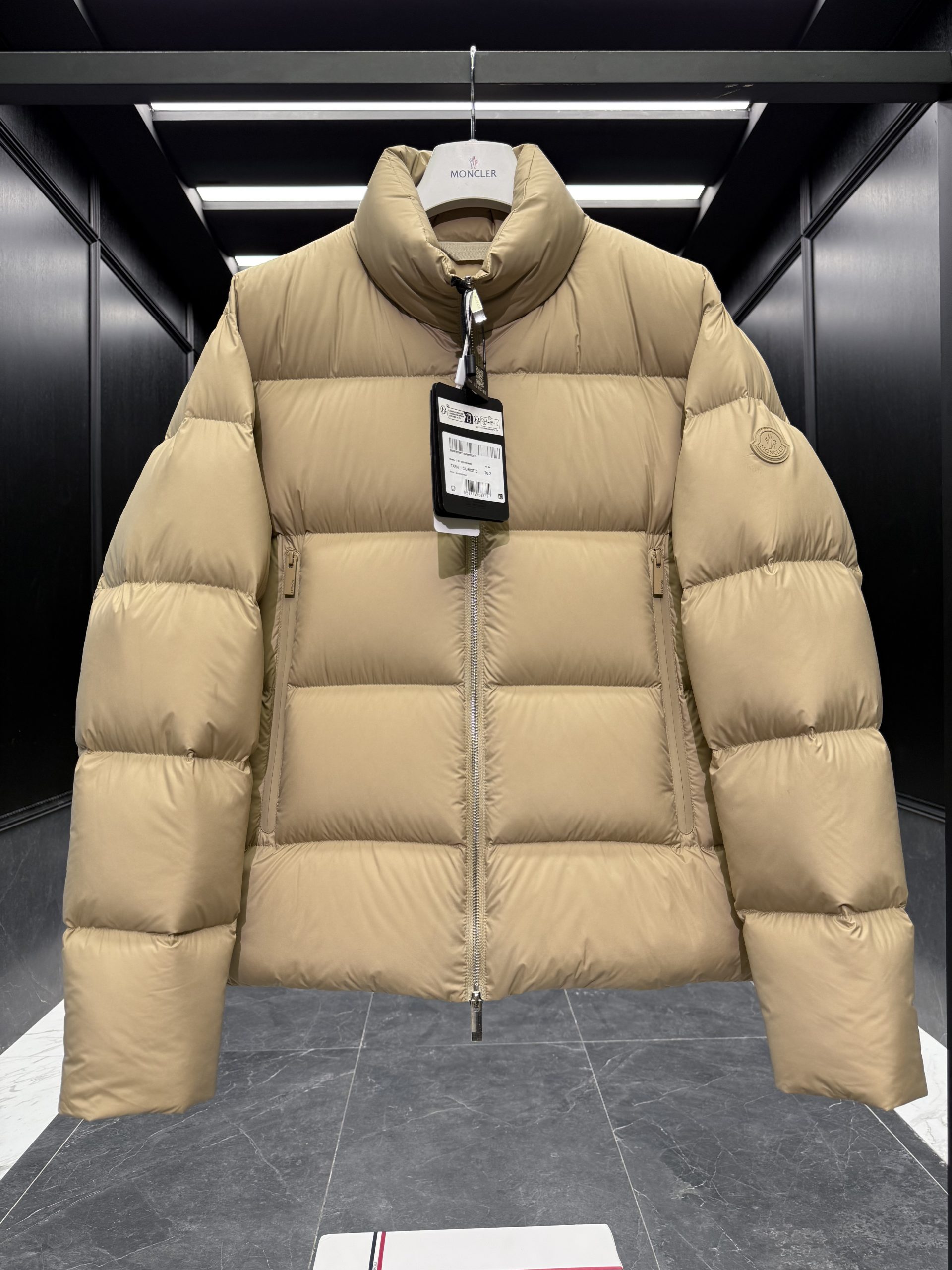 Moncler Jacket – CJKT1949
