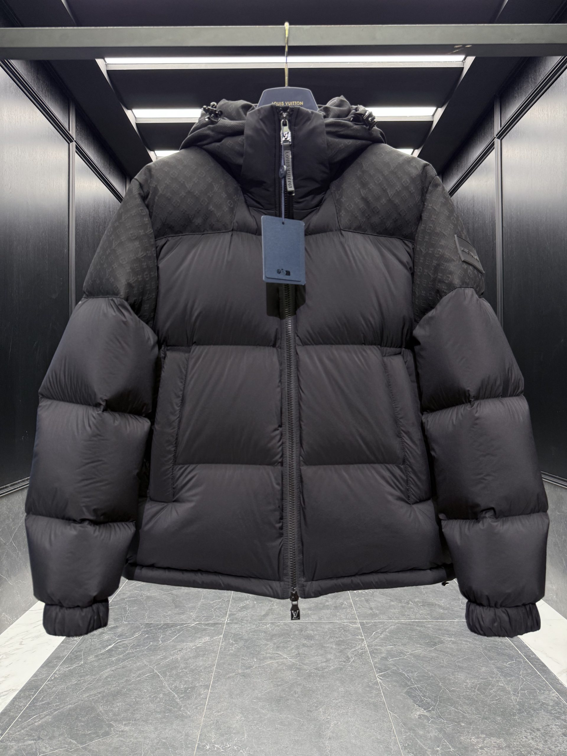 Louis Vuitton Jacket – CJKT1954