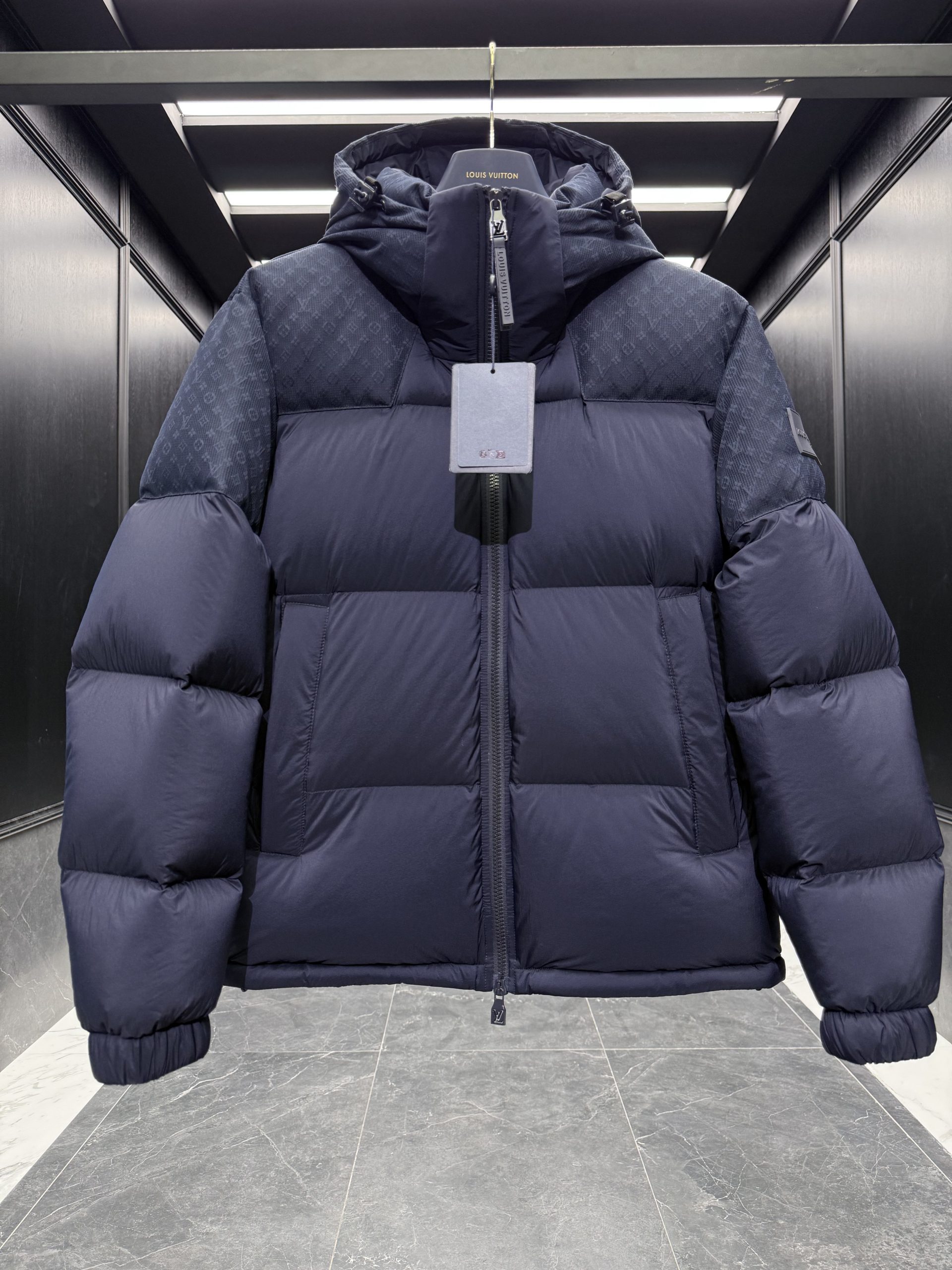 Louis Vuitton Jacket – CJKT1955