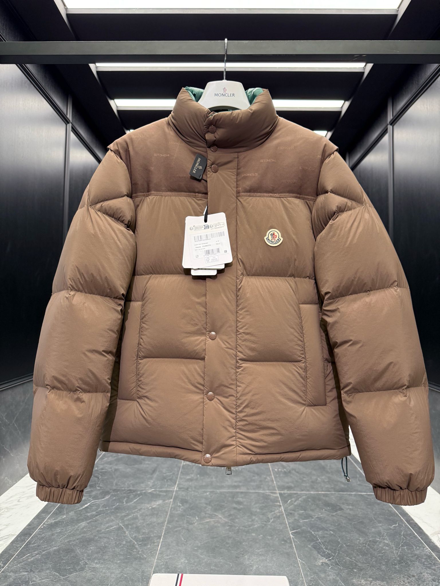 Moncler Jacket – CJKT1870