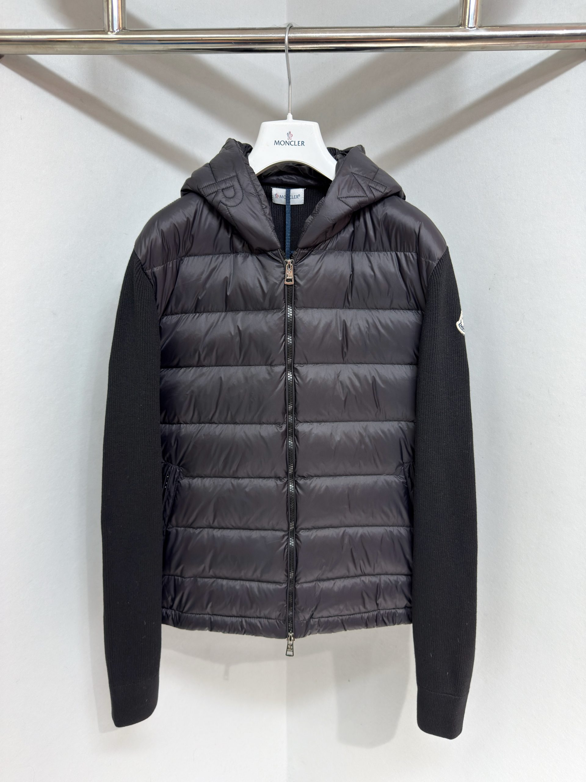 Moncler Zip Hoodie – SWHO2659