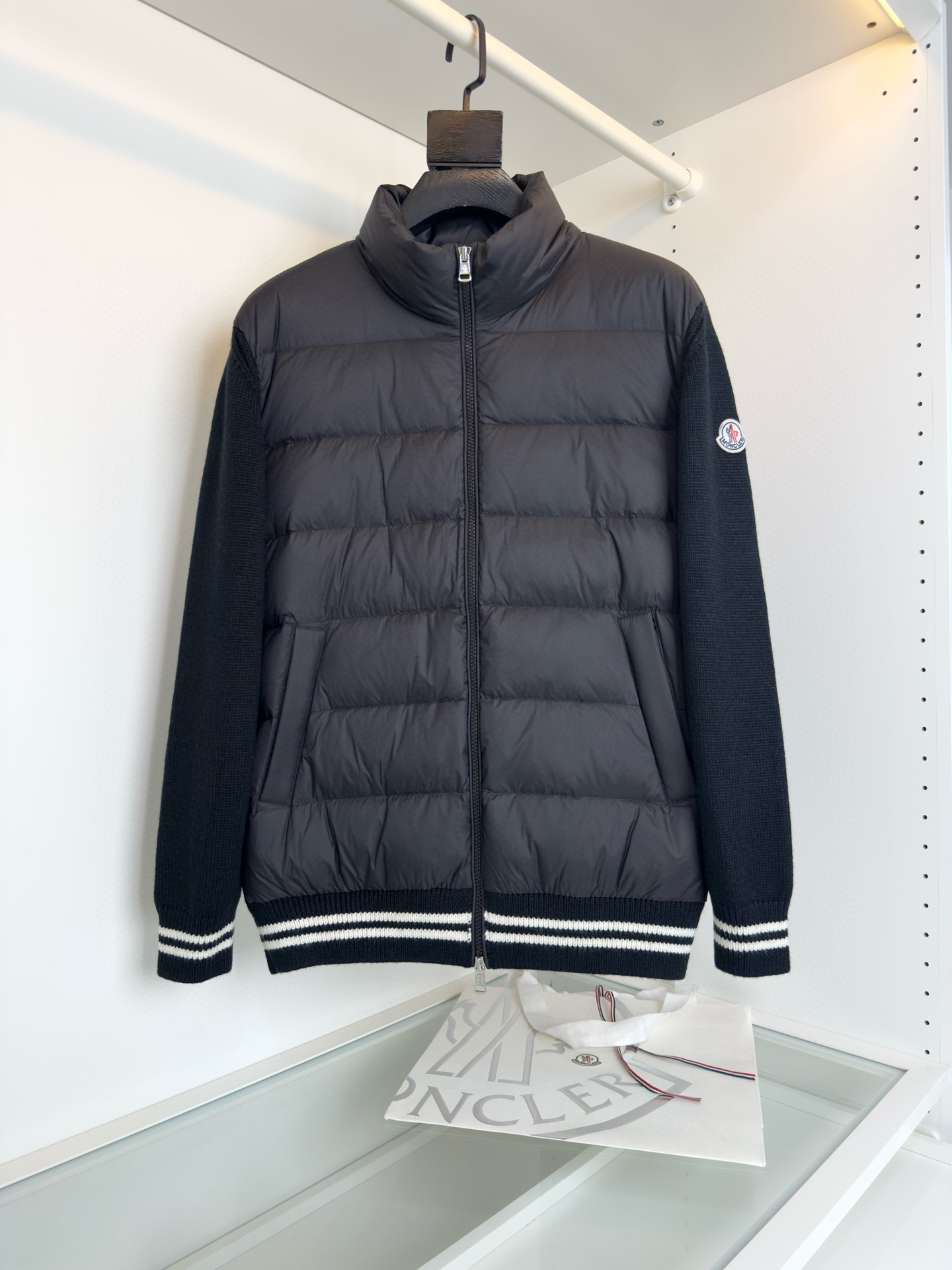 Moncler Zip Sweater – SWHO2681