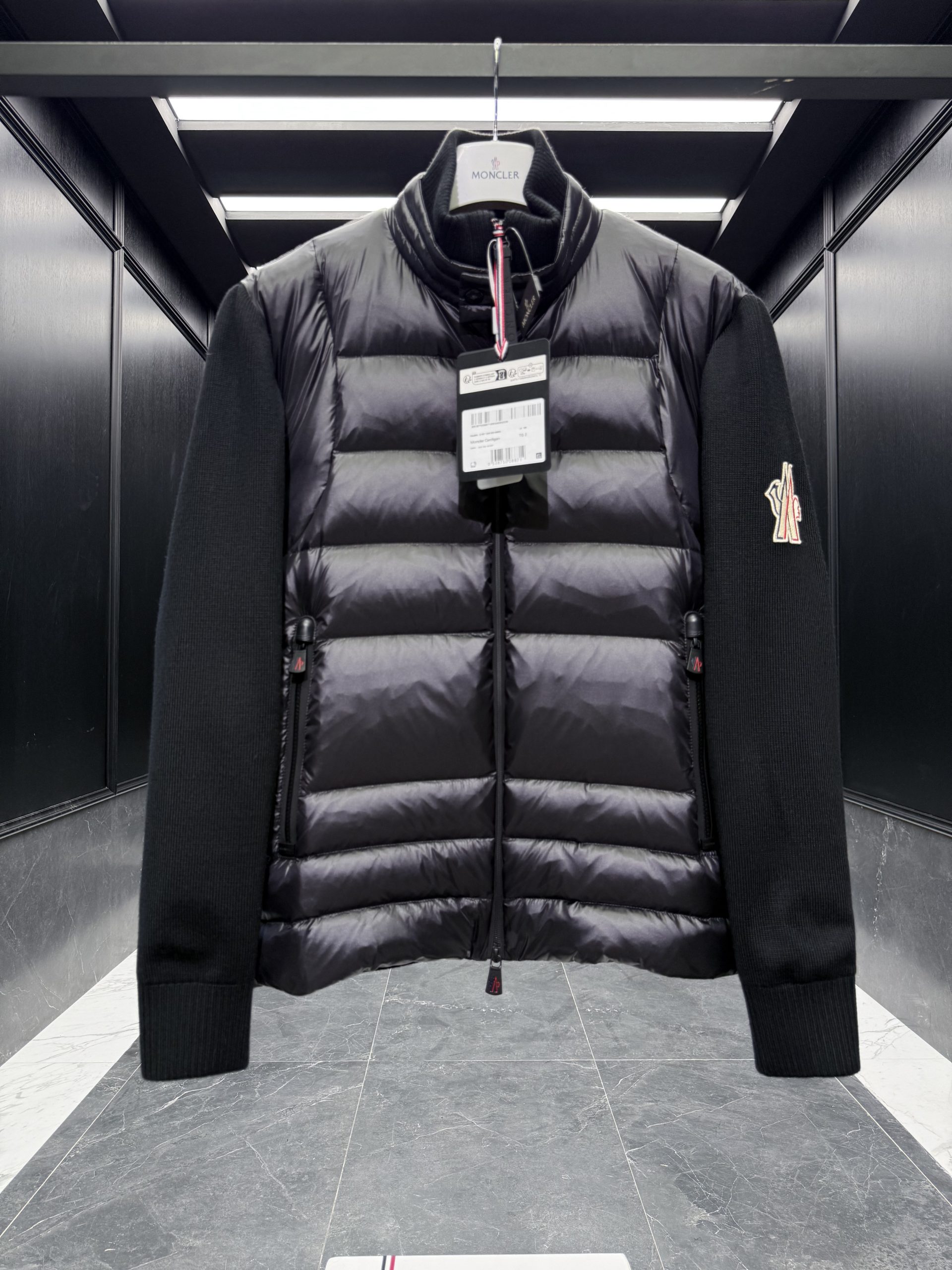 Moncler Zip Sweater – SWHO2686