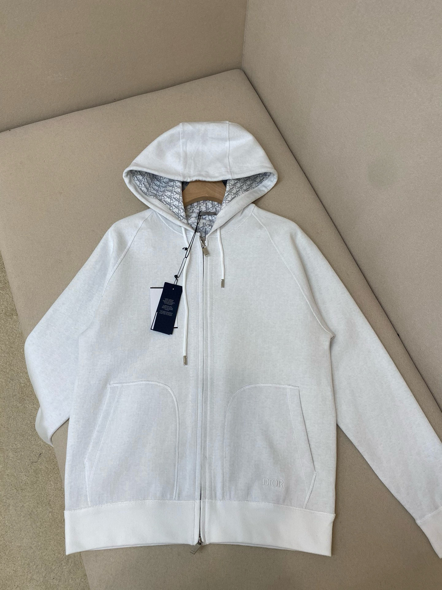 TRJK1220-1.jpg Dior Zip Hoodie – TRJK1220 – Bild 1
