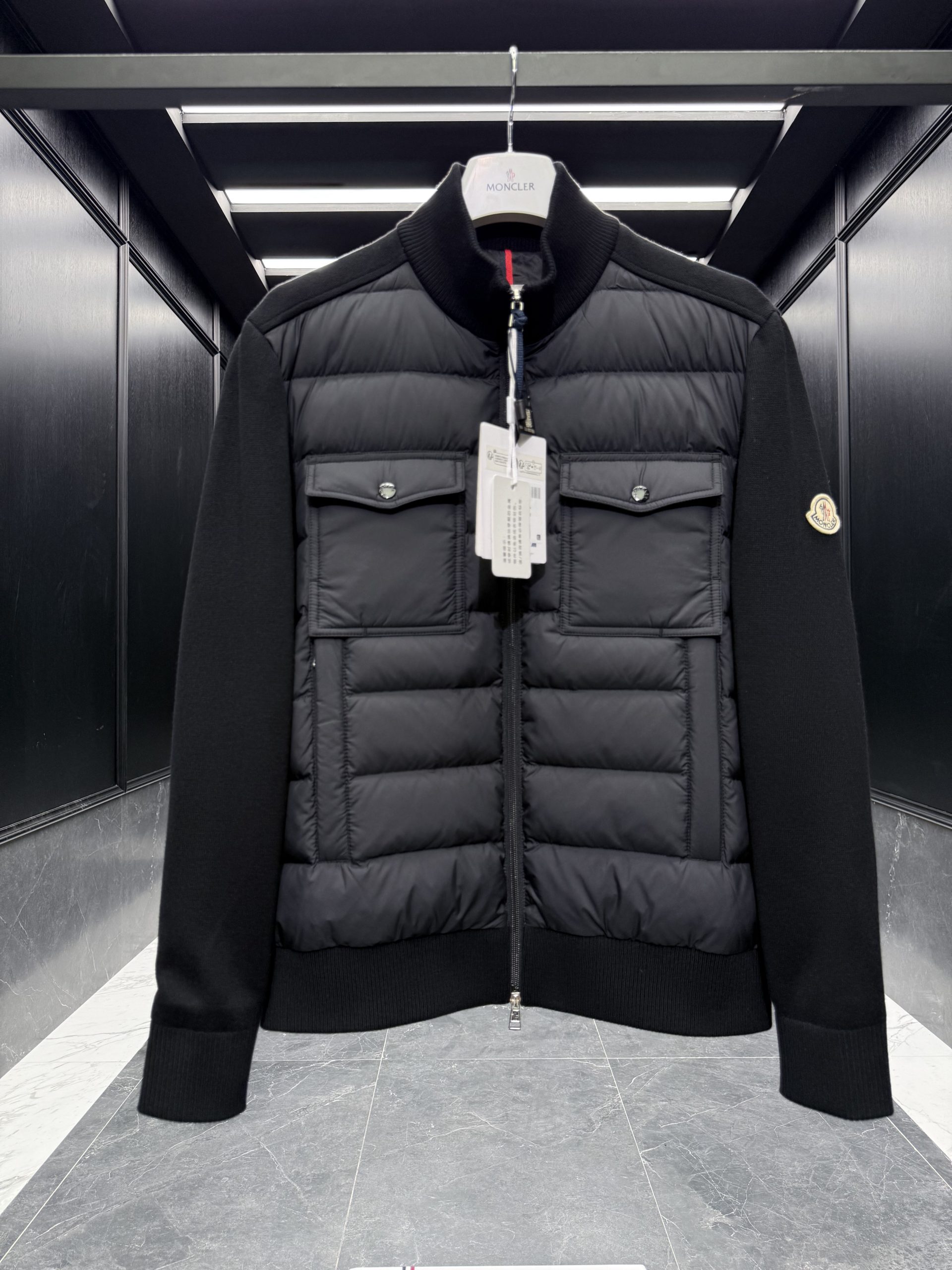 Moncler Zip Sweater – SWHO2704