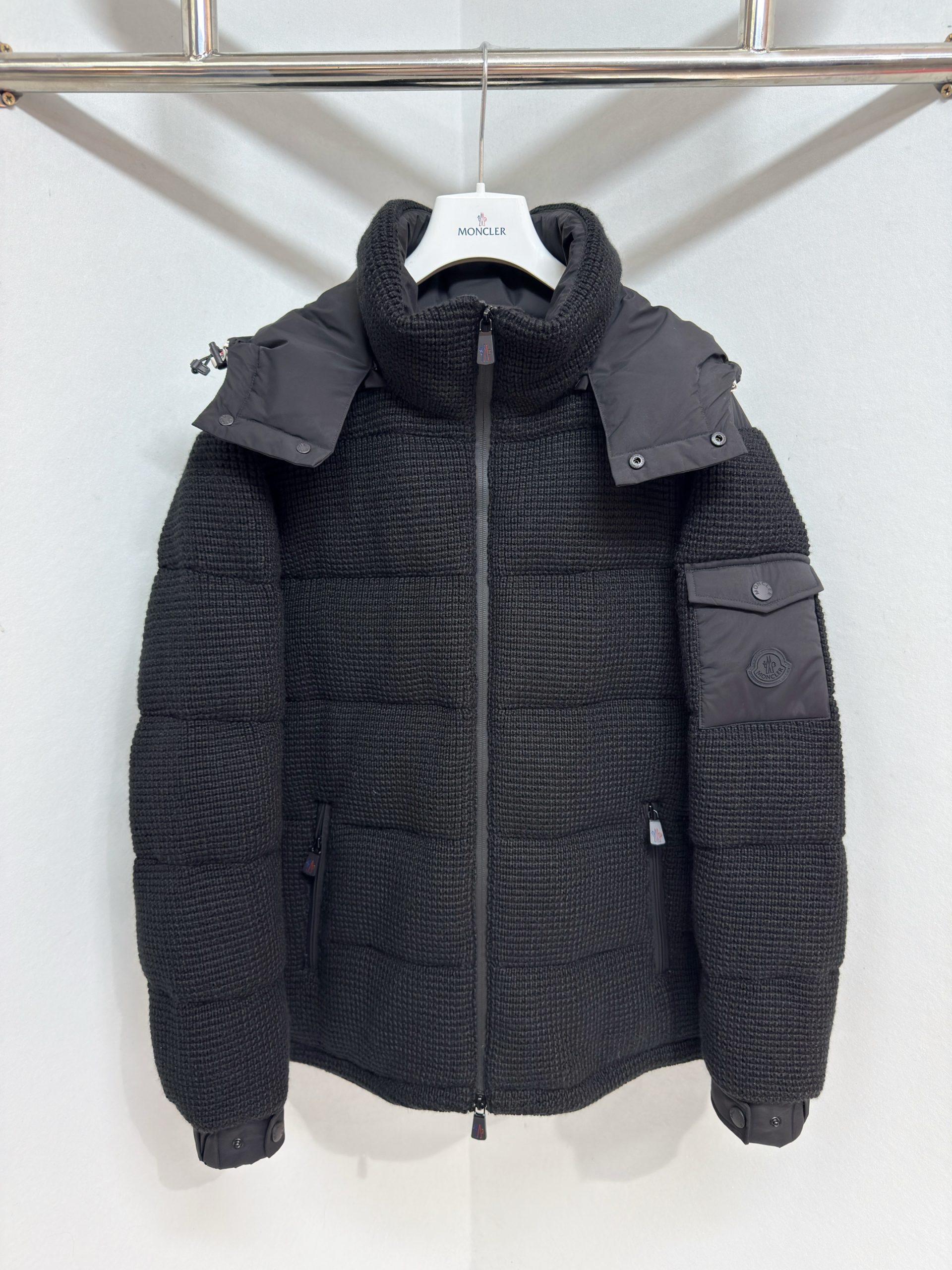 Moncler Jacket – CJKT2004