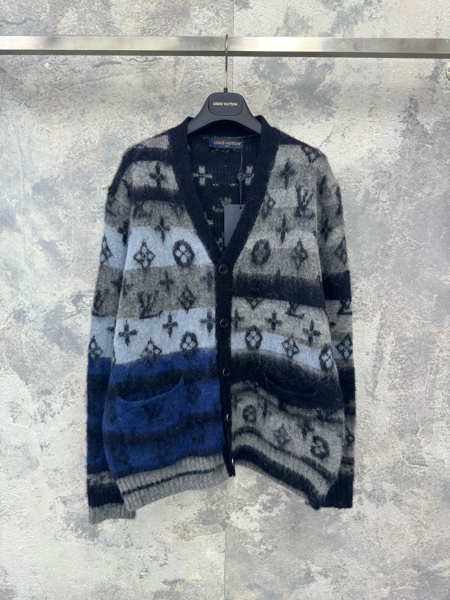 SWHO2738-1.jpg Louis Vuitton Sweater – SWHO2738 – Bild 1