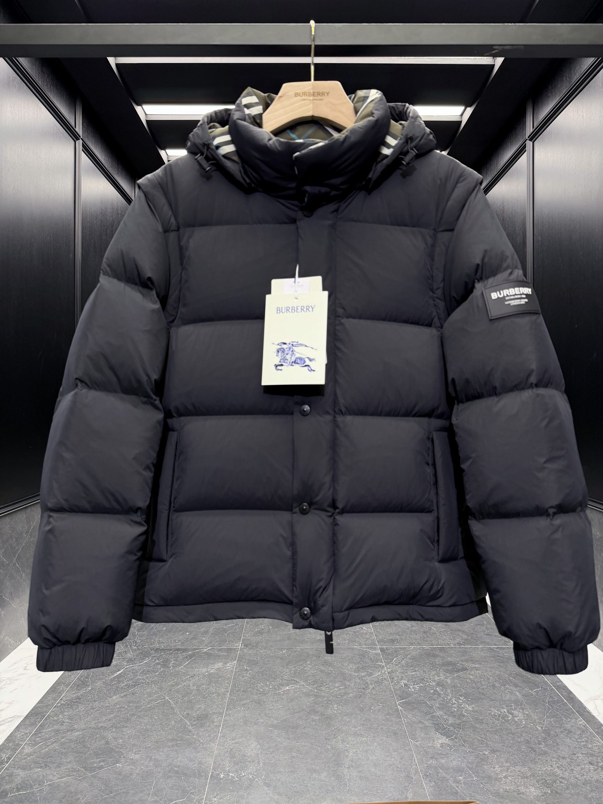 Burberry Jacket – CJKT2049