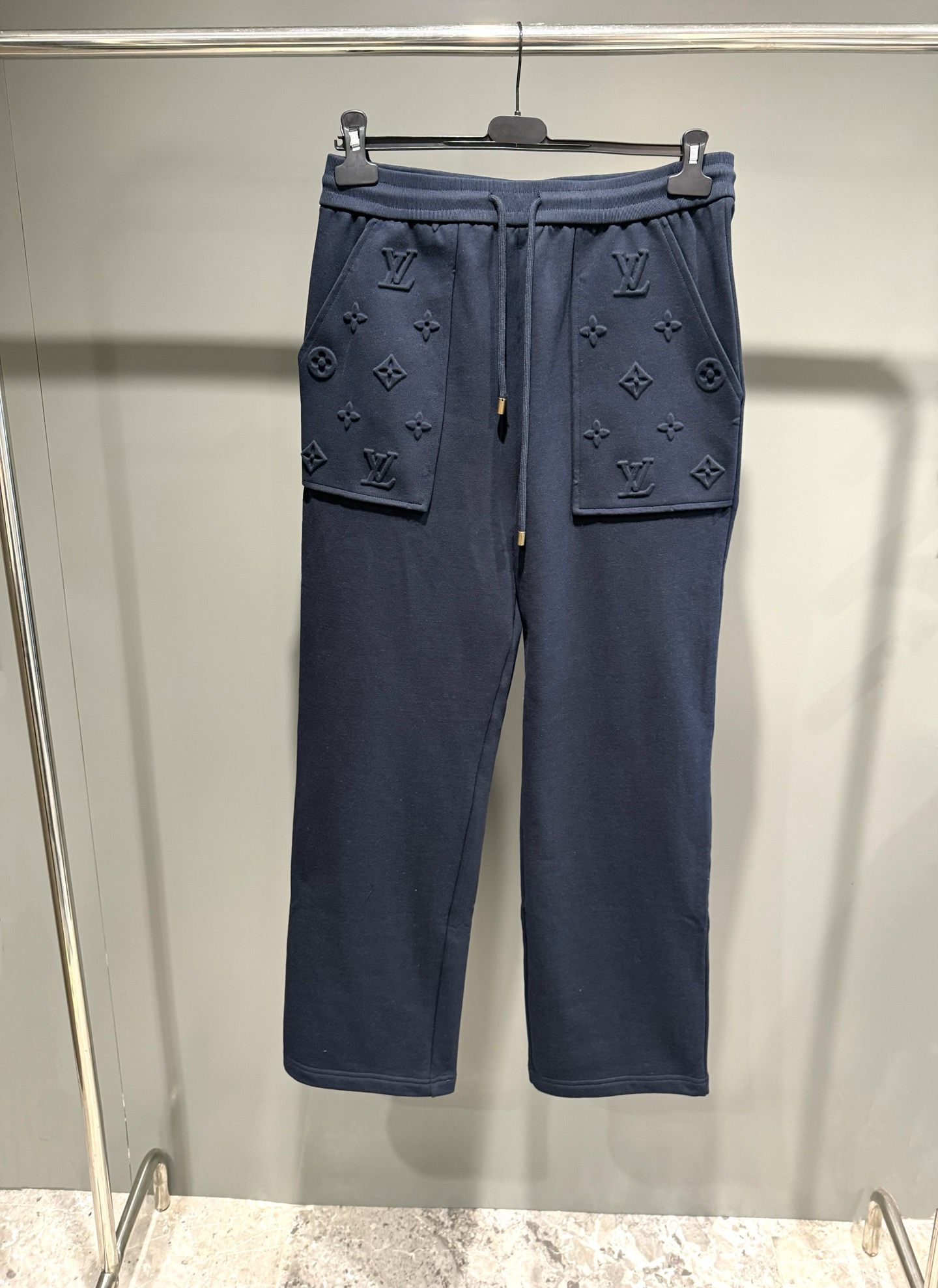 Louis Vuitton Track Pants – TRJT1233