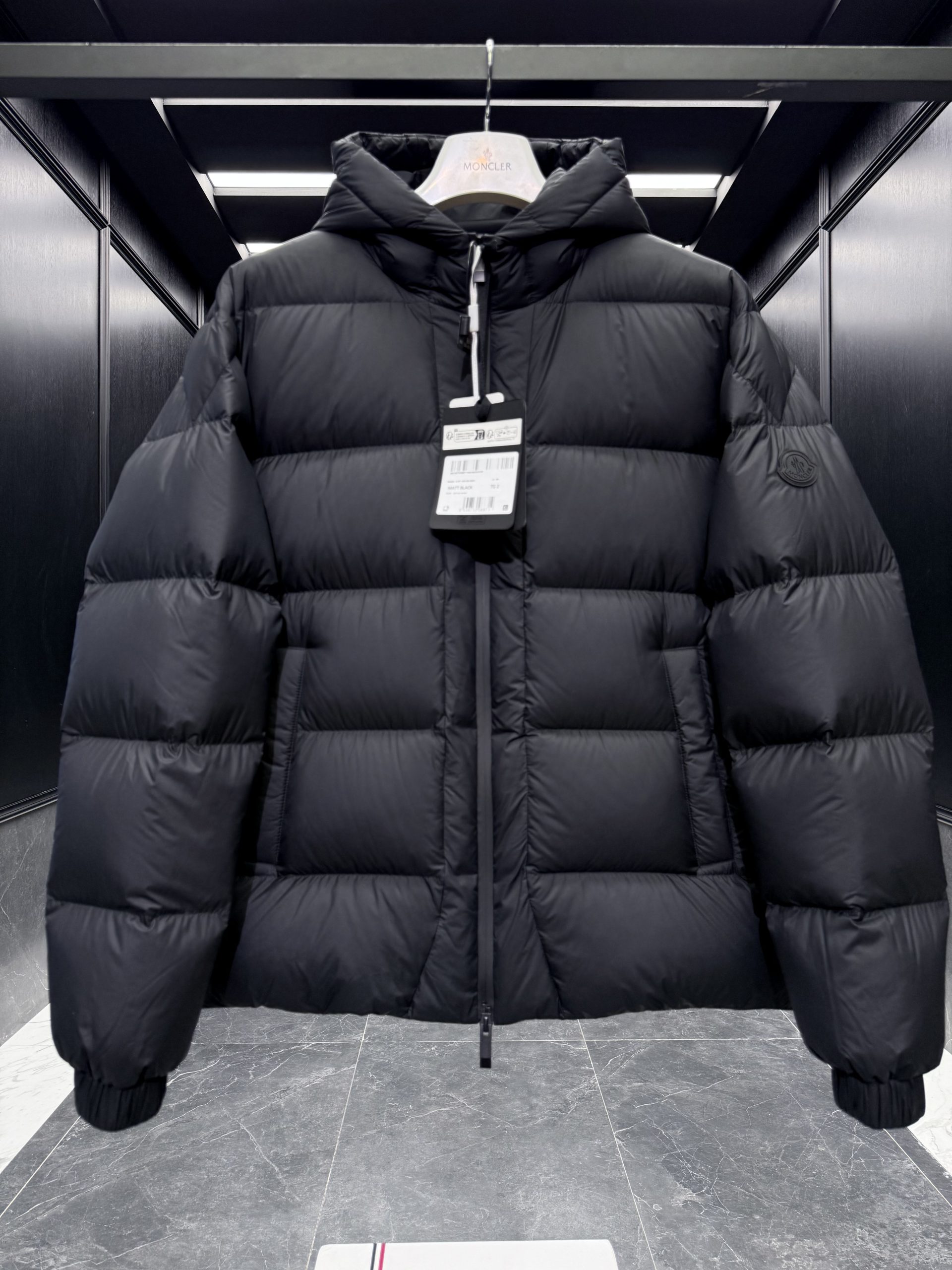 CJKT2093-4-scaled.jpg Moncler Jacket – CJKT2094 - Image 1