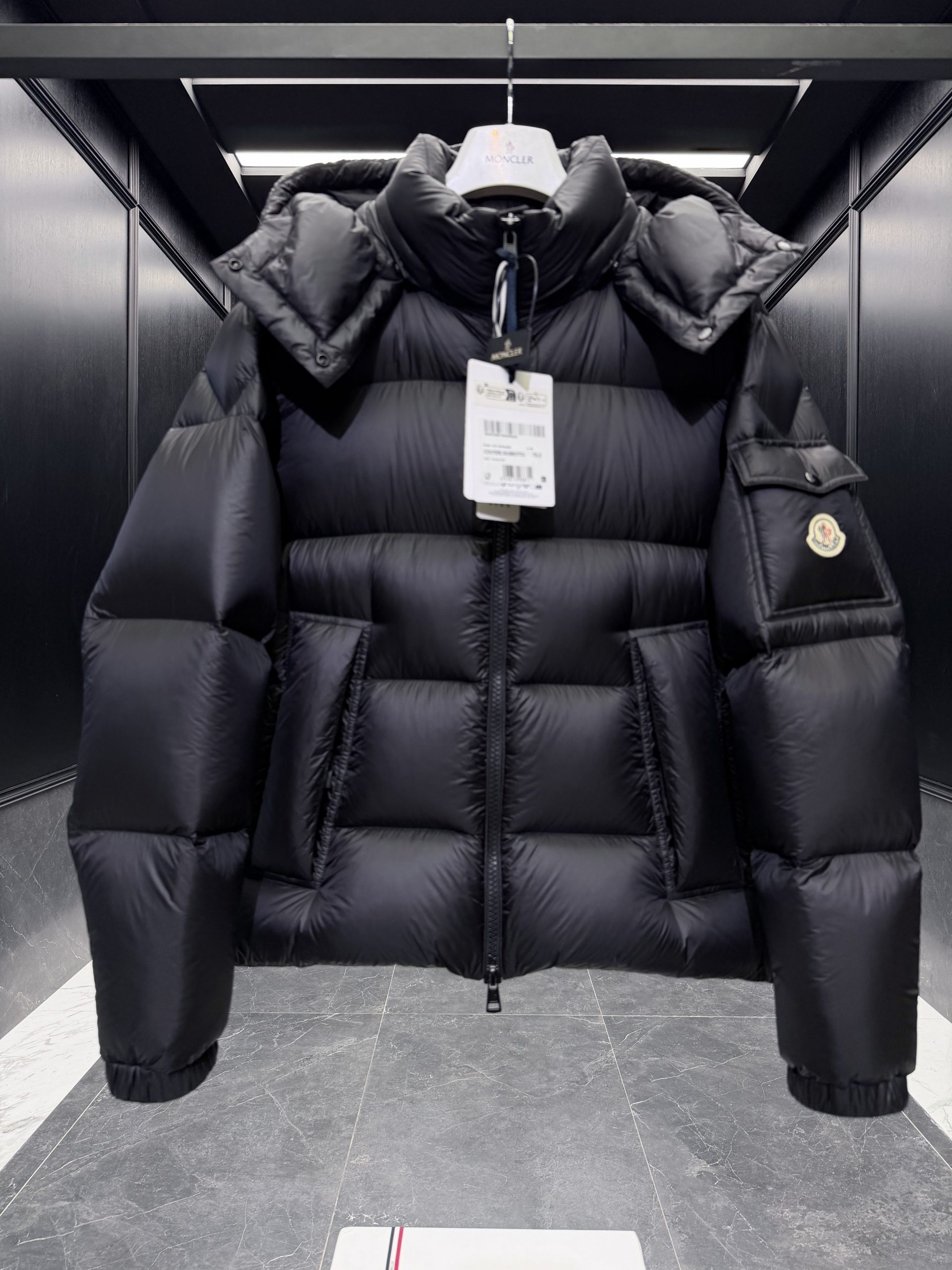 Moncler Jacket – CJKT2096