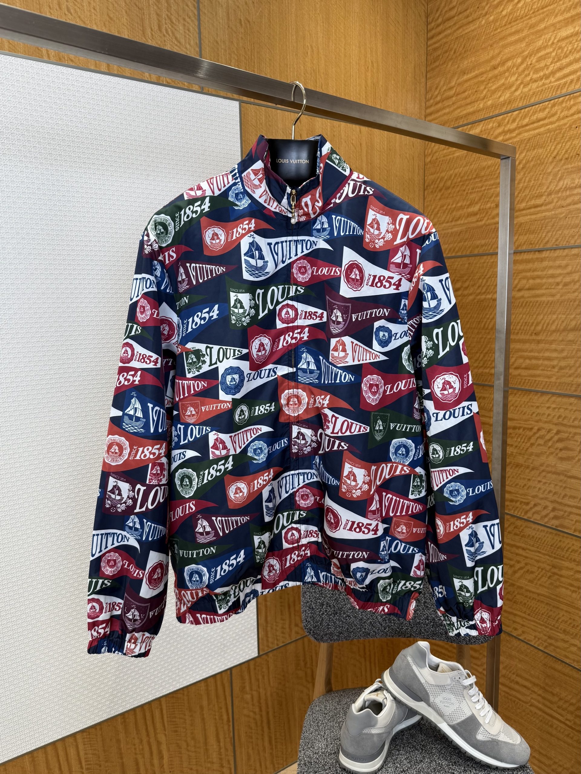 Louis Vuitton Jacket – CJKT2100