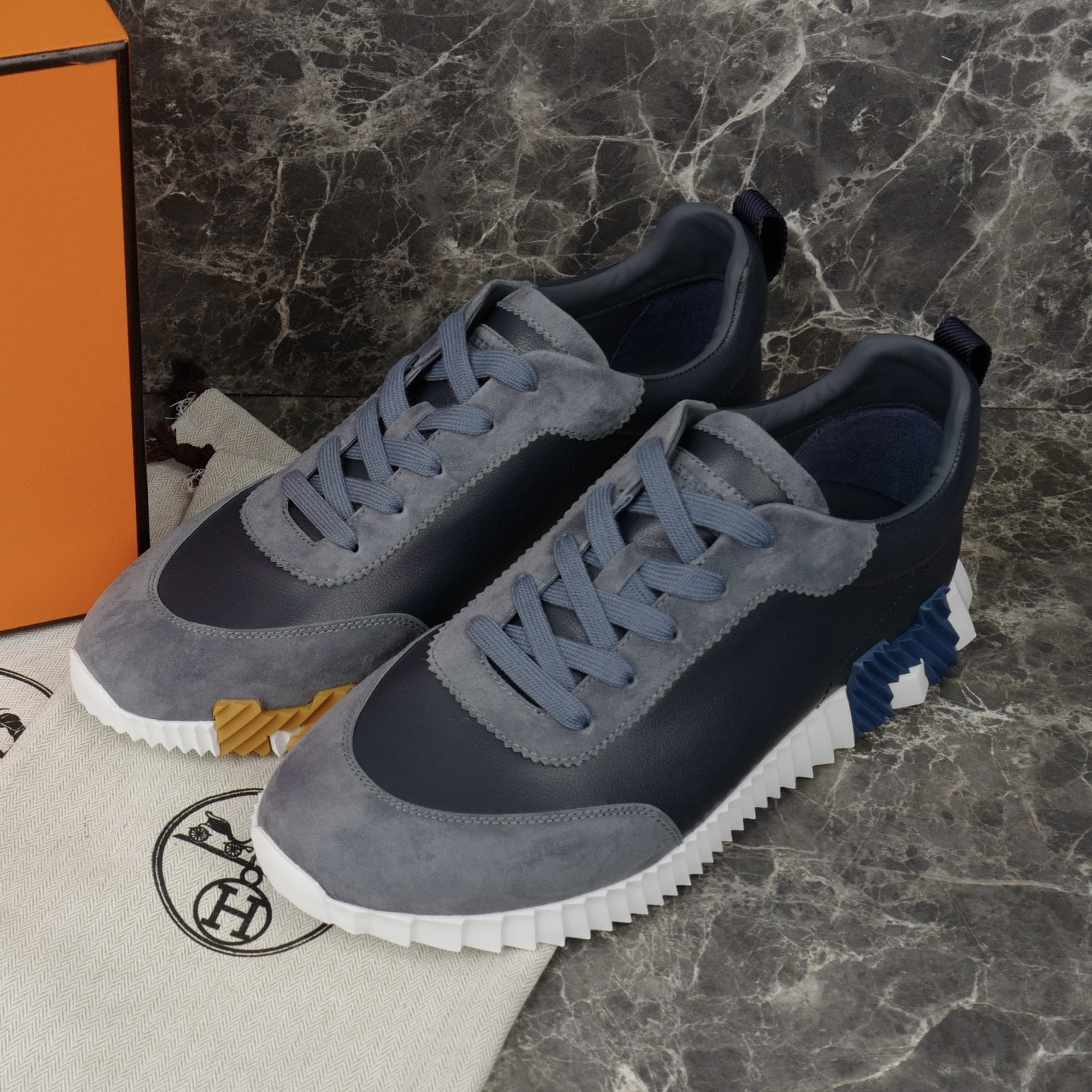 Hermes Sneaker – HRMS1096