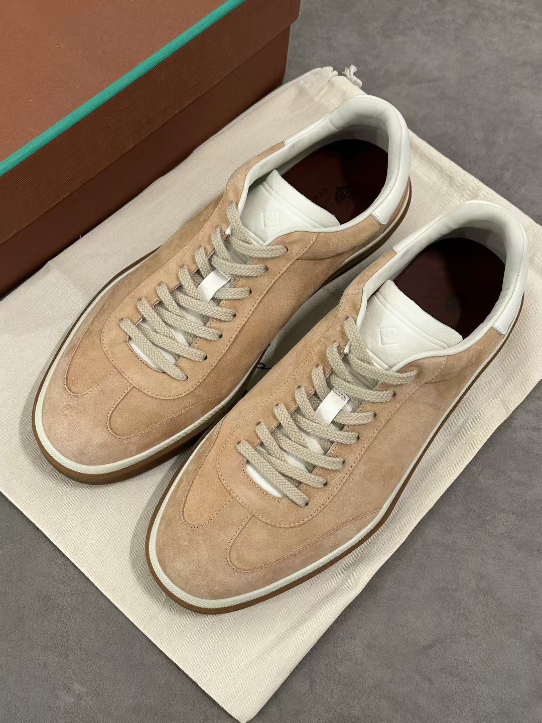 Loro Piana Sneaker – LOPA1080