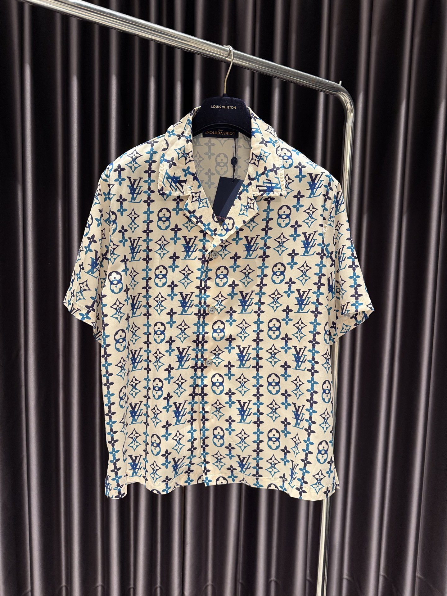 Louis Vuitton Shirt – TRJK1240