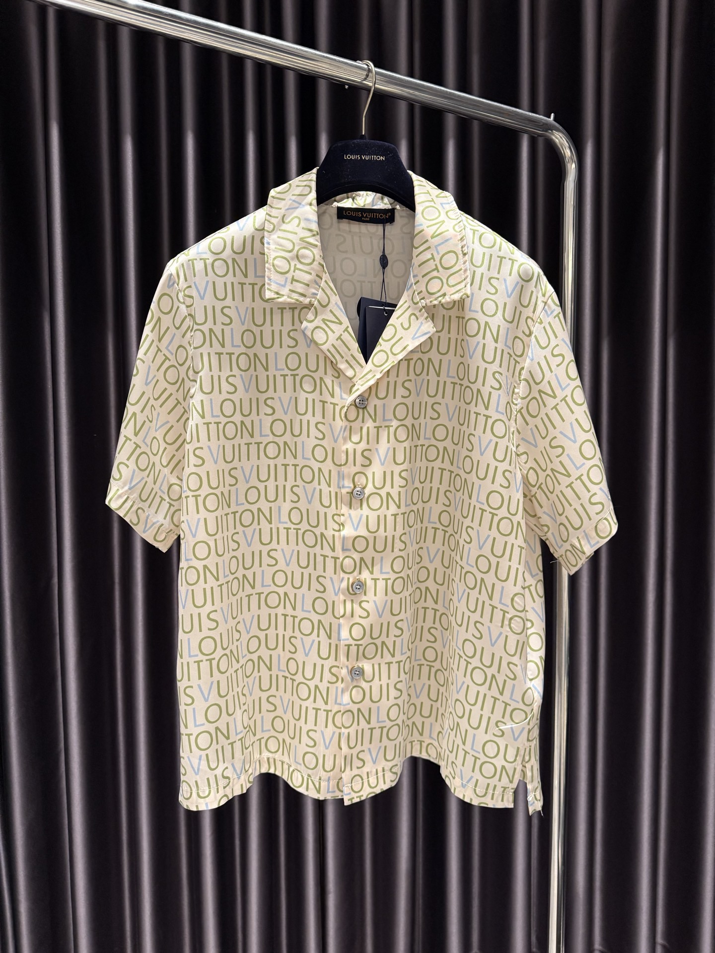 TRJK1241-1.jpg Louis Vuitton Shirt – TRJK1241 - Image 1