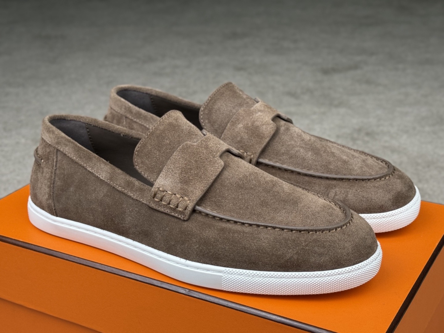 Hermes Loafer – HRMS1103